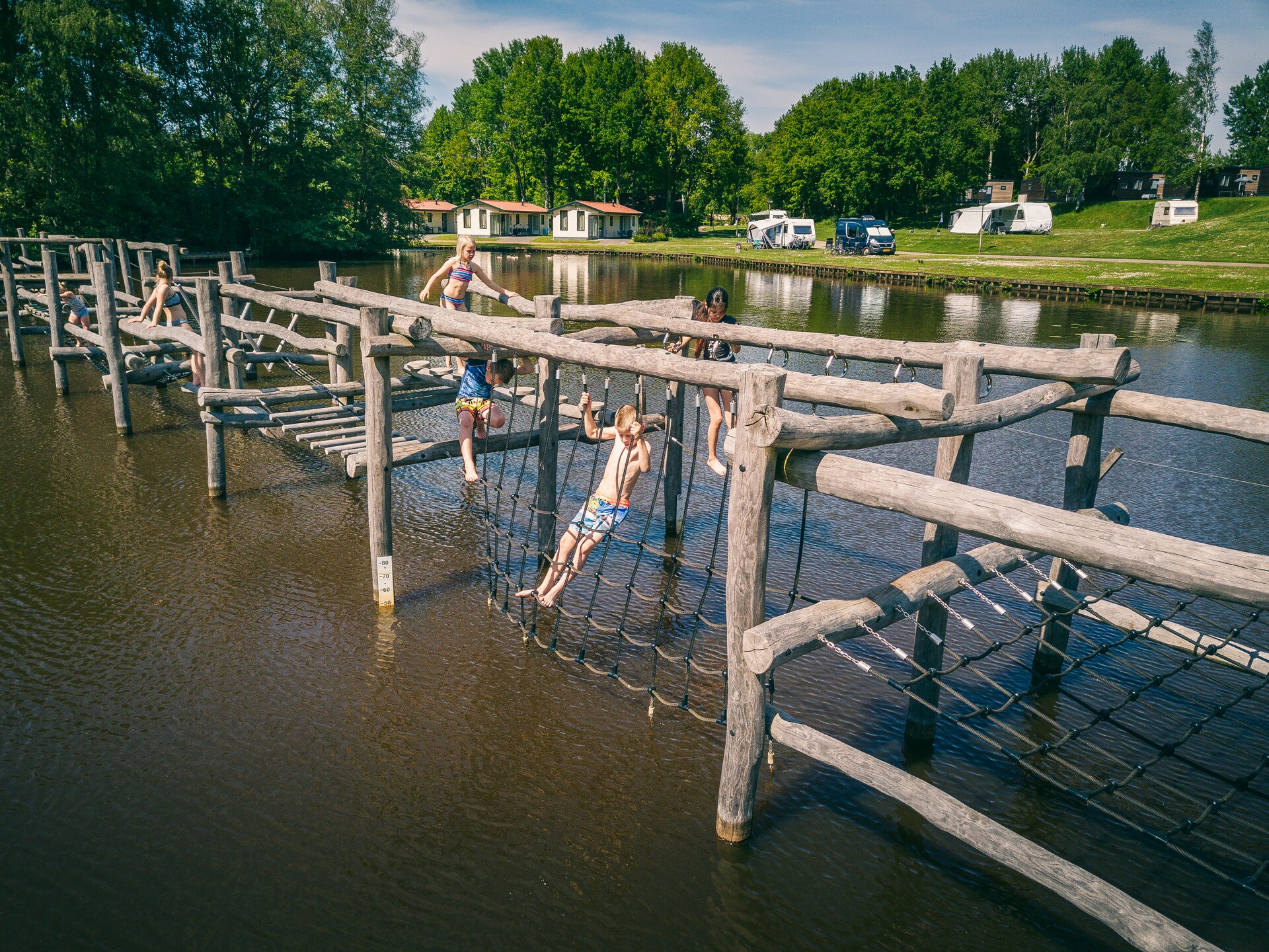 Glamping tentlodge met zwembad op bosrijk Hunzepark in Drenthe - foto 19