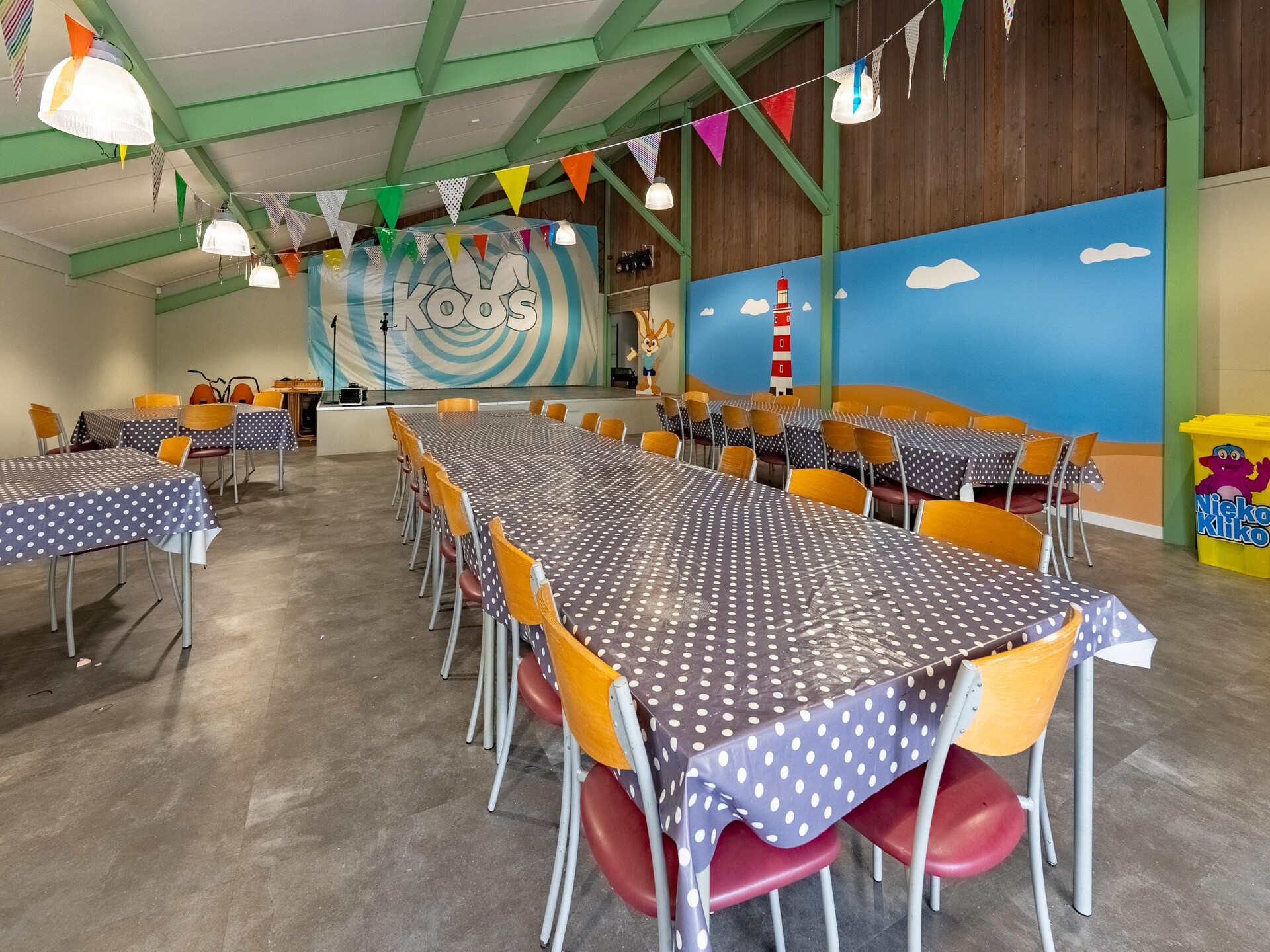 Houten bungalow op Ameland met hond, dichtbij strand en duinen - foto 17