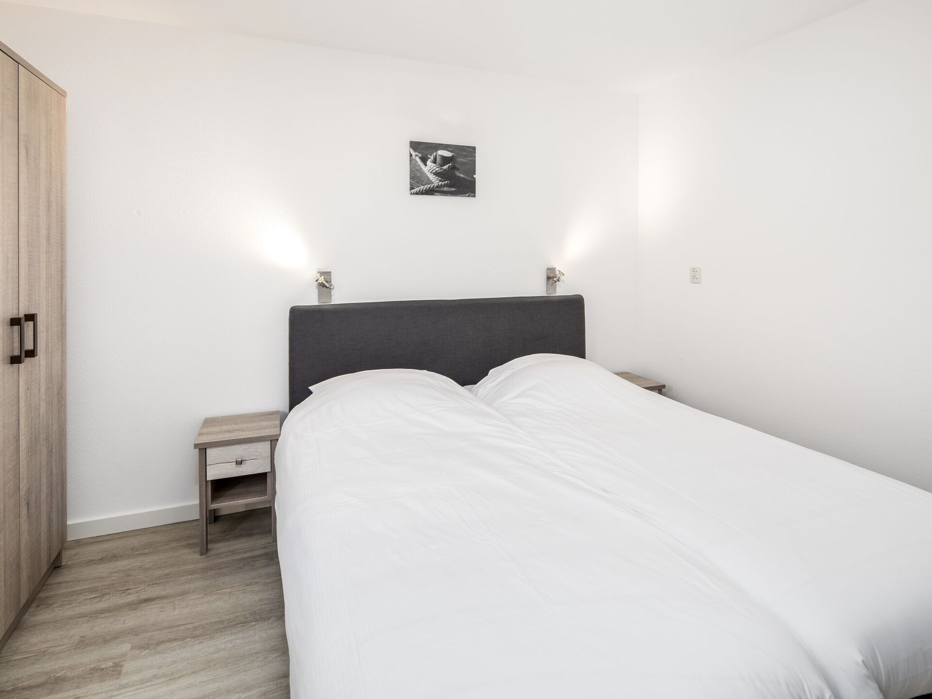 Halfvrijstaand vakantiehuis in bosrijk park, 500m van strand Oostkapelle - foto 7