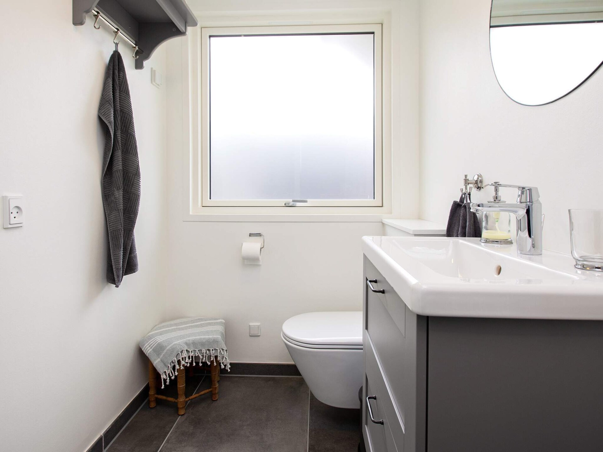Compleet gerenoveerd vakantiehuis op 150 meter van de kust bij Karrebæksminde - foto 15