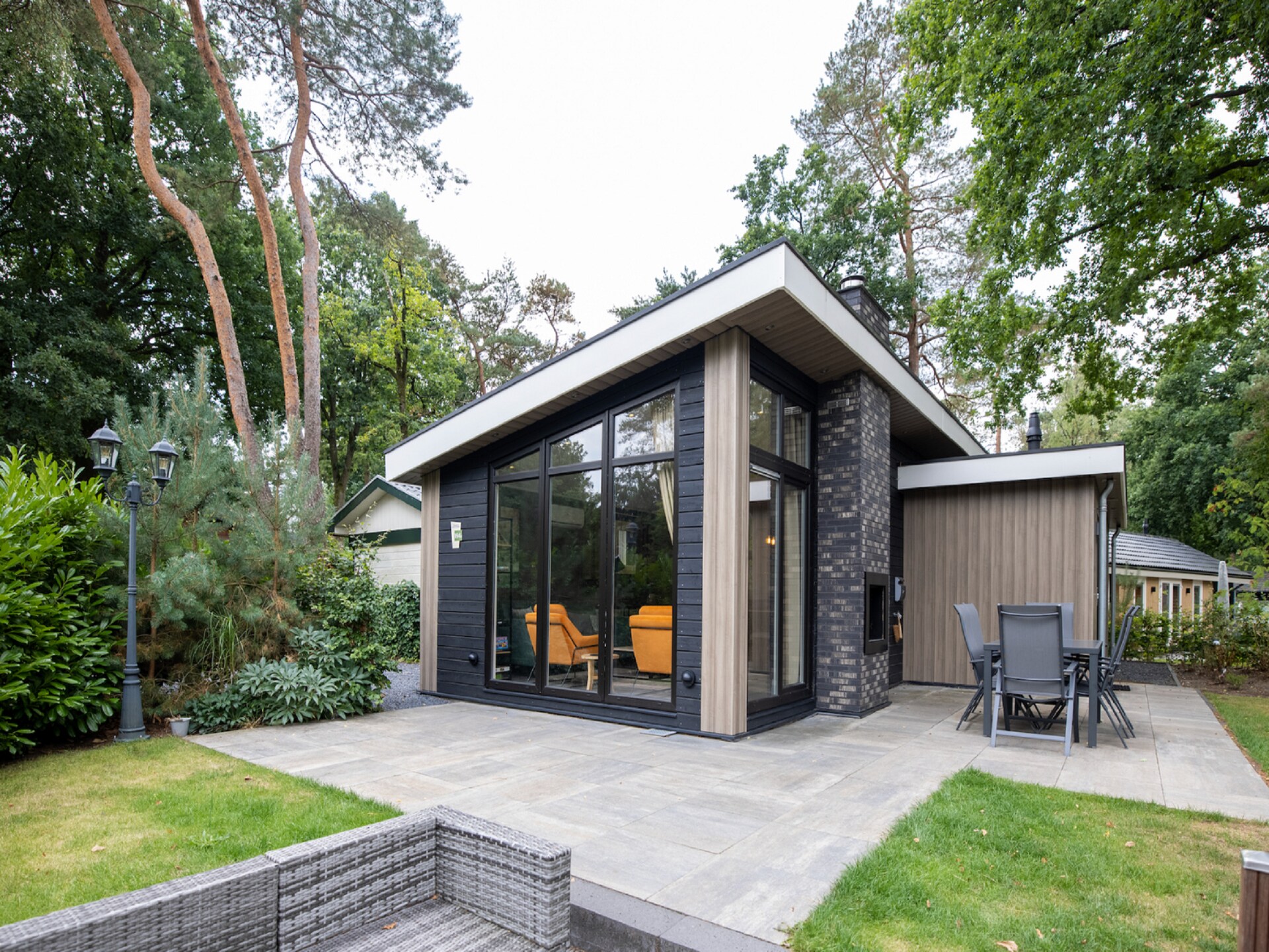 Vrijstaand 6-persoons chalet met tuin op Vakantiepark De Rimboe in Hoenderloo - foto 7