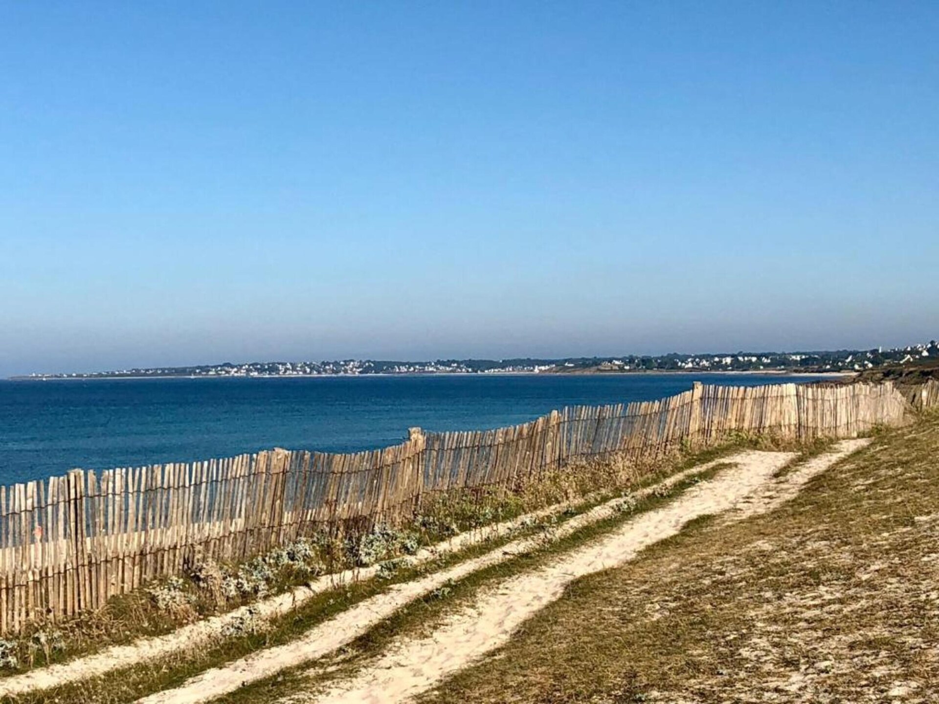 6-persoons vakantiehuis Ker Anna direct aan het strand in Plouhinec - foto 16