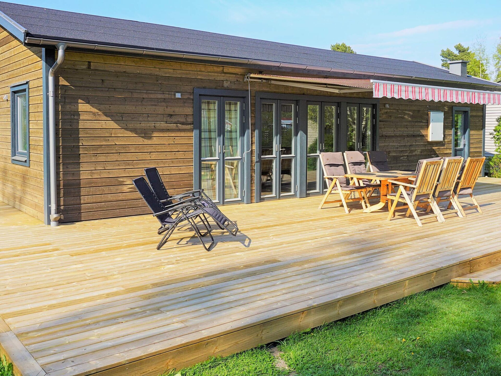 Aan het meer: Modern vakantiehuis in Sölvesborg voor 5 personen - foto 1