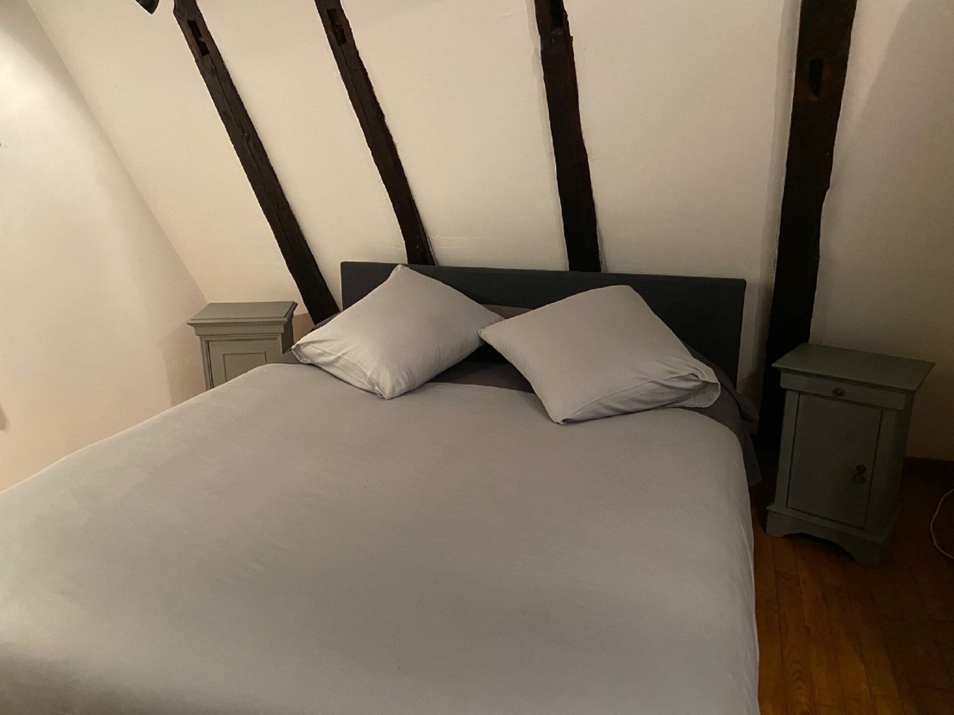 Sfeervol jaren 30 vakantiehuis met privézwembad in Altillac - foto 15