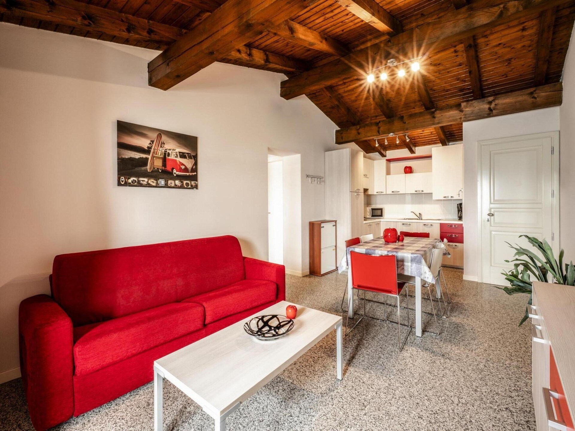Luxe appartement voor 6 aan het Gardameer met zwembad en privéstrand - foto 8