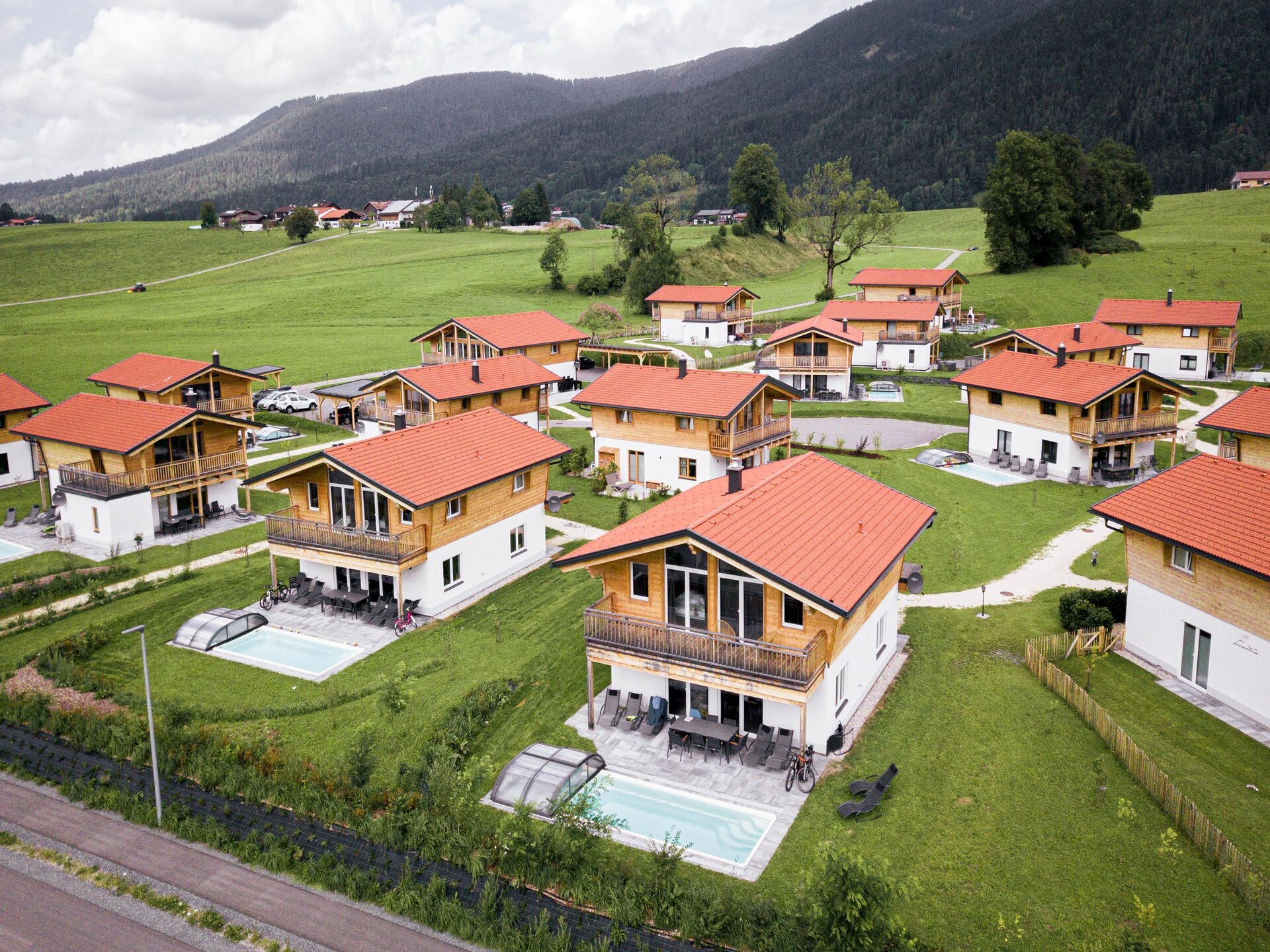 Exclusief chalet in Inzell met privézwembad, sauna en bergzicht voor 8 personen - foto 9