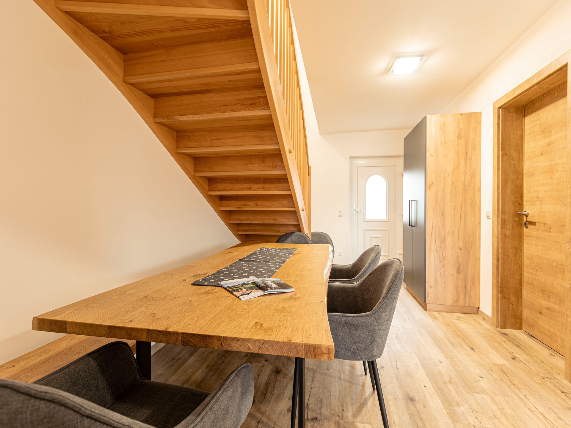 Exclusief chalet in Inzell met privézwembad, sauna en bergzicht voor 8 personen - foto 18