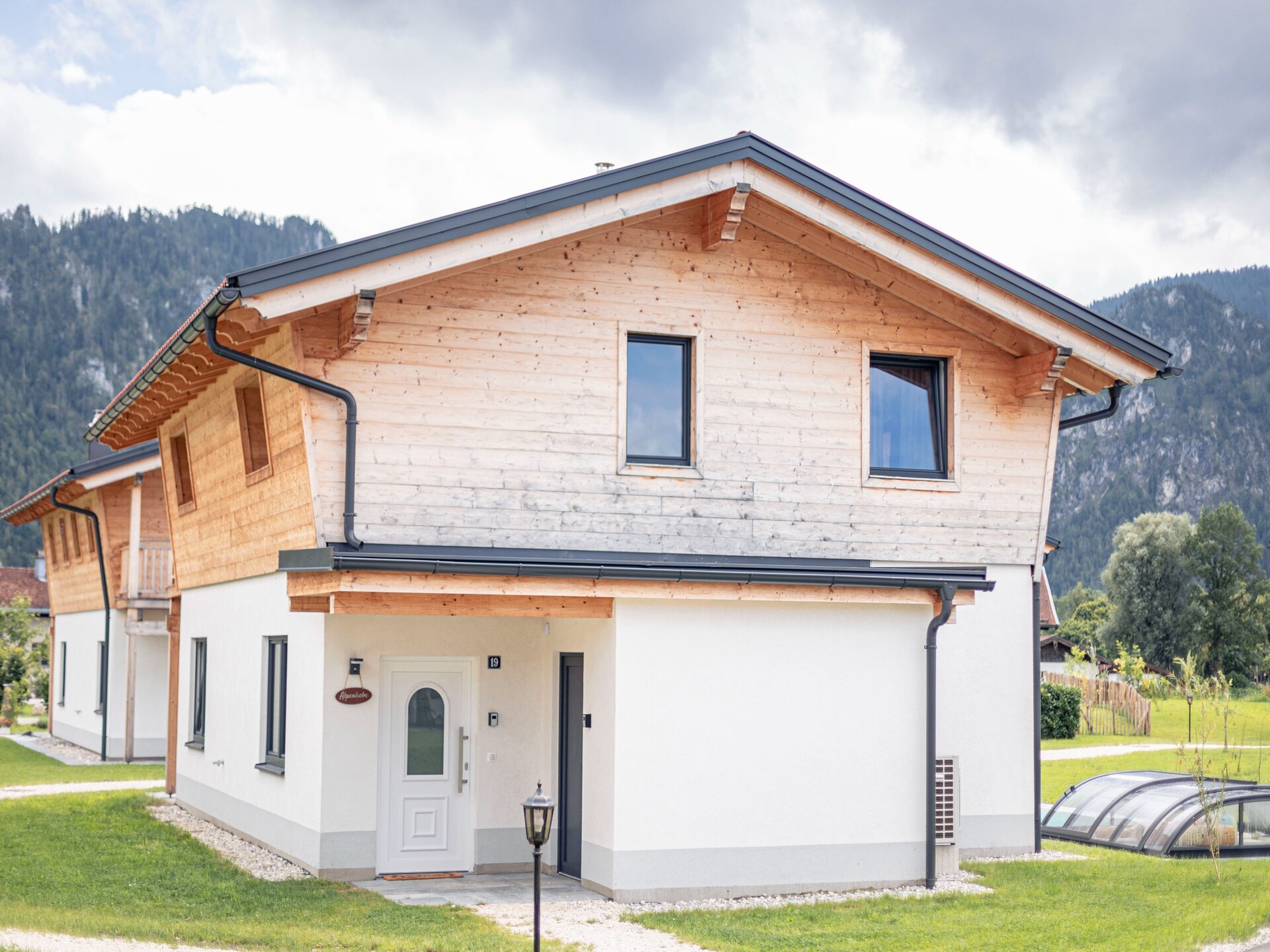 Luxe chalet in Inzell met privézwembad, sauna en Alpenpanorama voor 6 personen - foto 4