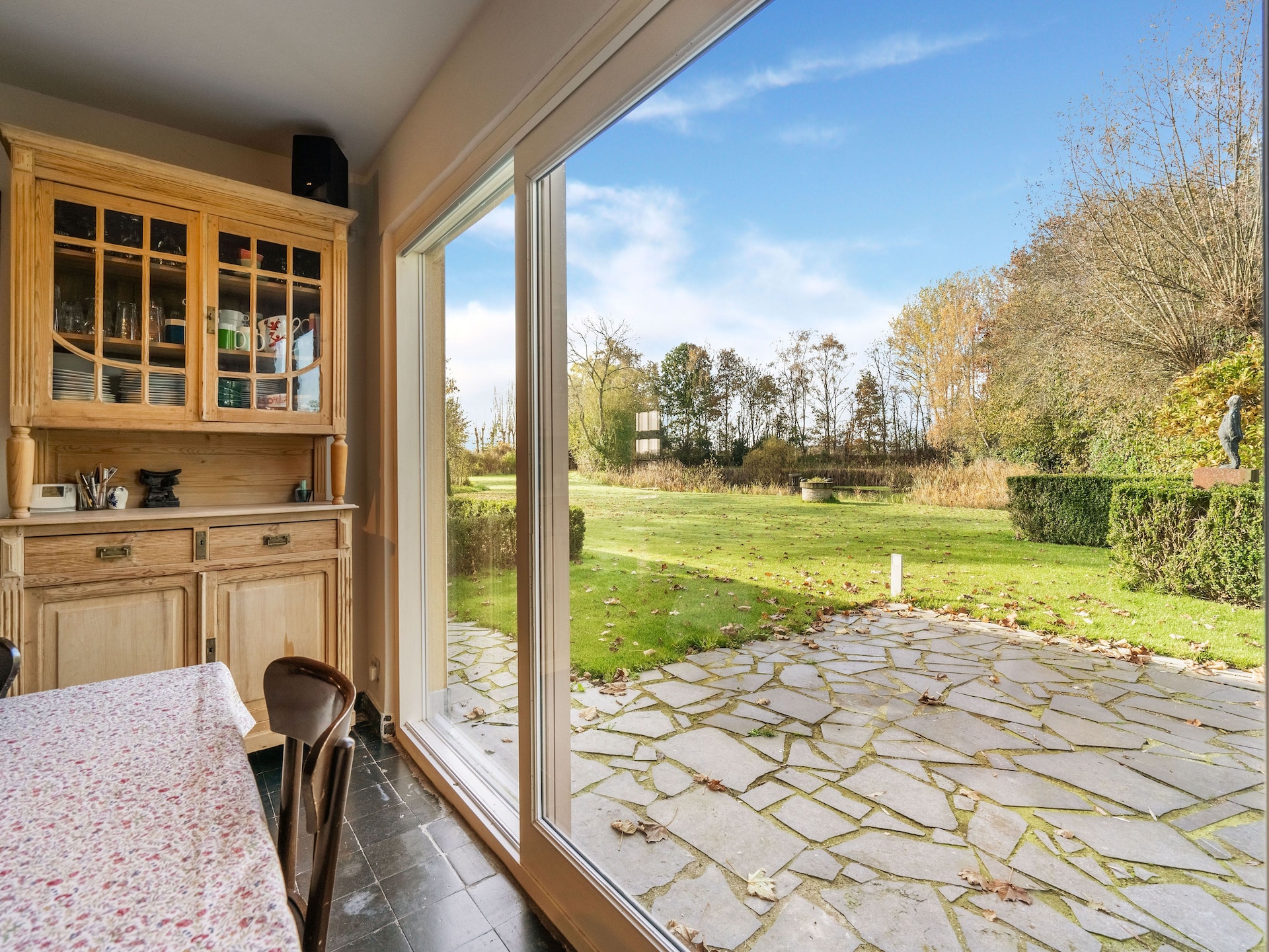 8-persoons vakantiehuis met vijver en tuin in Aartrijke - foto 6