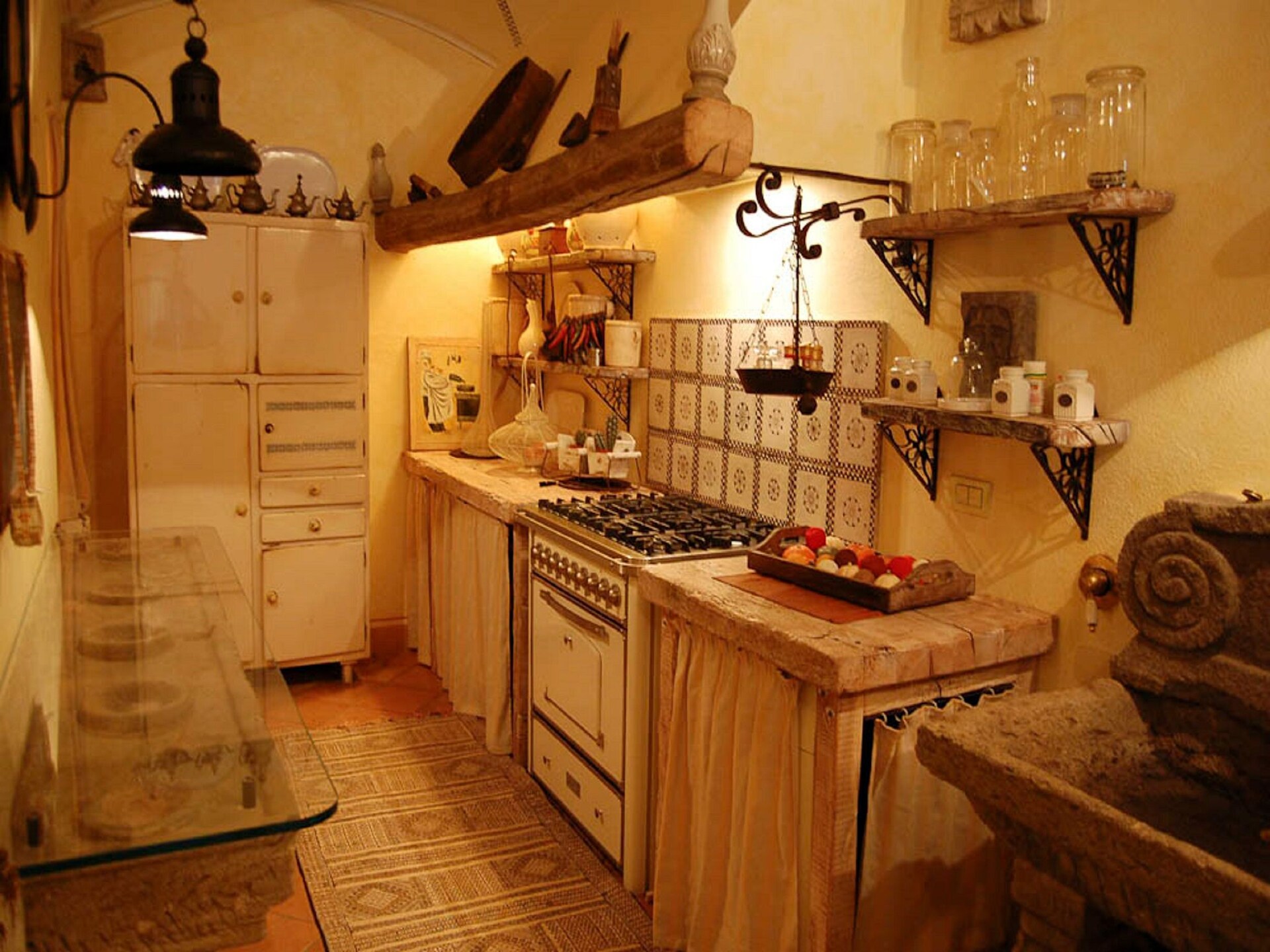 Ruim Toscaans vakantiehuis met privézwembad, sauna en jacuzzi in Seggiano - foto 4