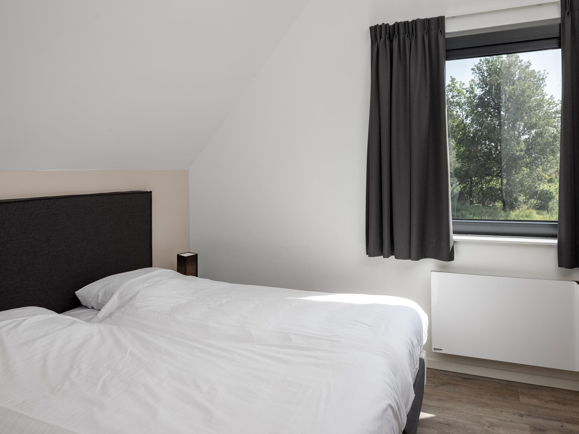 Luxe watervilla met sauna aan het Veerse Meer in Wolphaartsdijk - foto 3