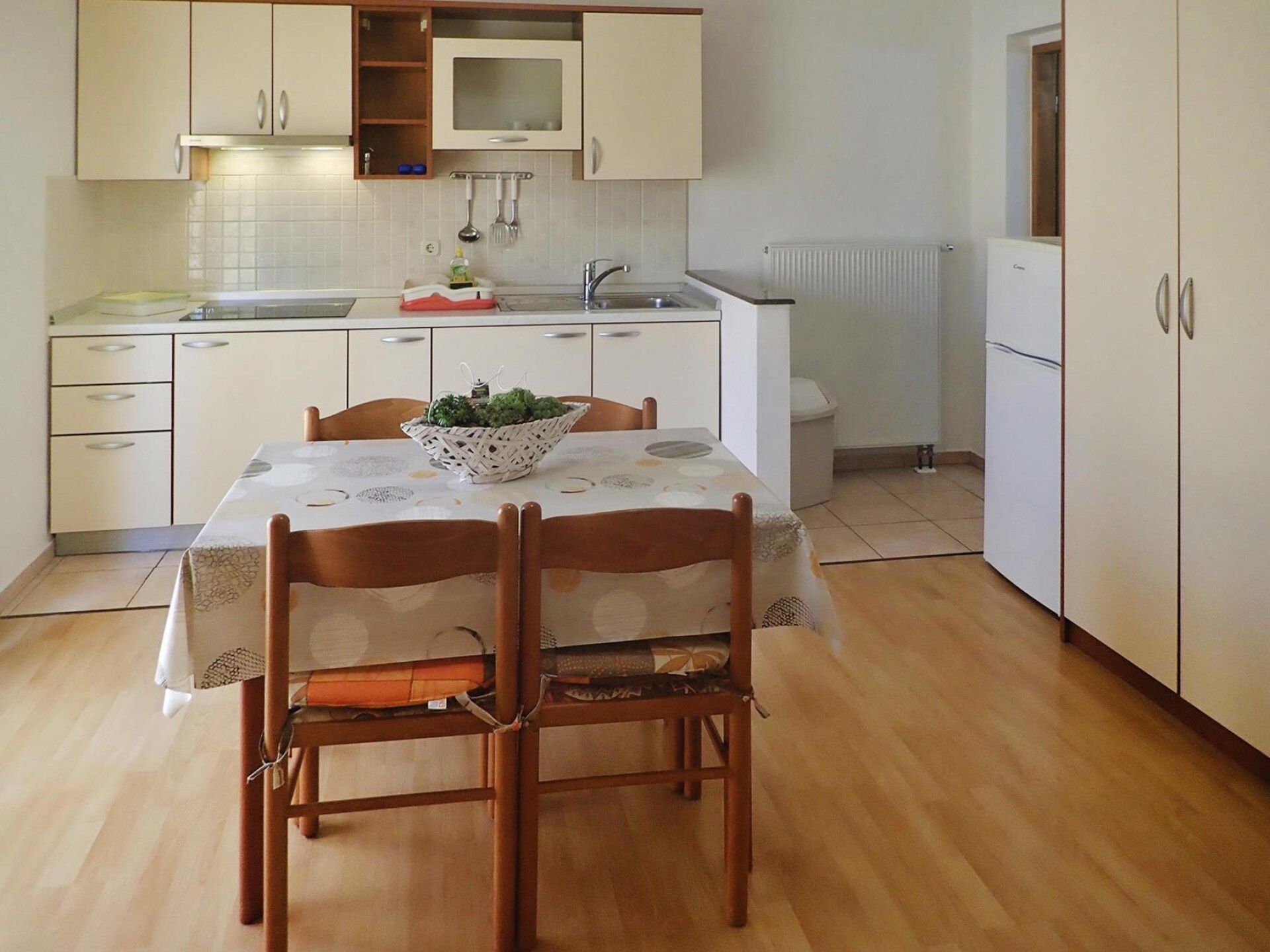 Op 600m van centrum: appartement aan zee in Starigrad Paklenica - foto 15