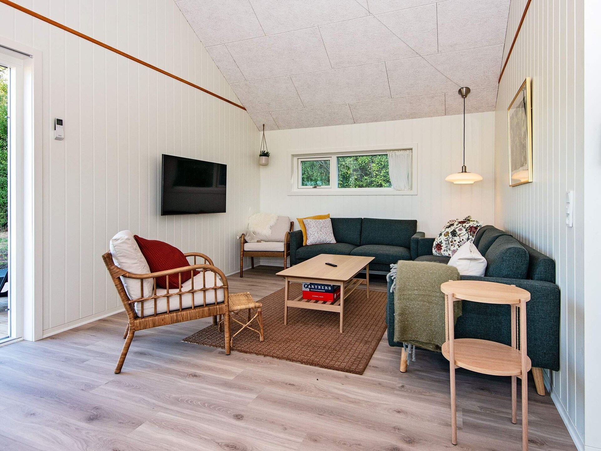 Op 300 m van het meer: Modern vakantiehuis in Ansager voor 12 personen - foto 9