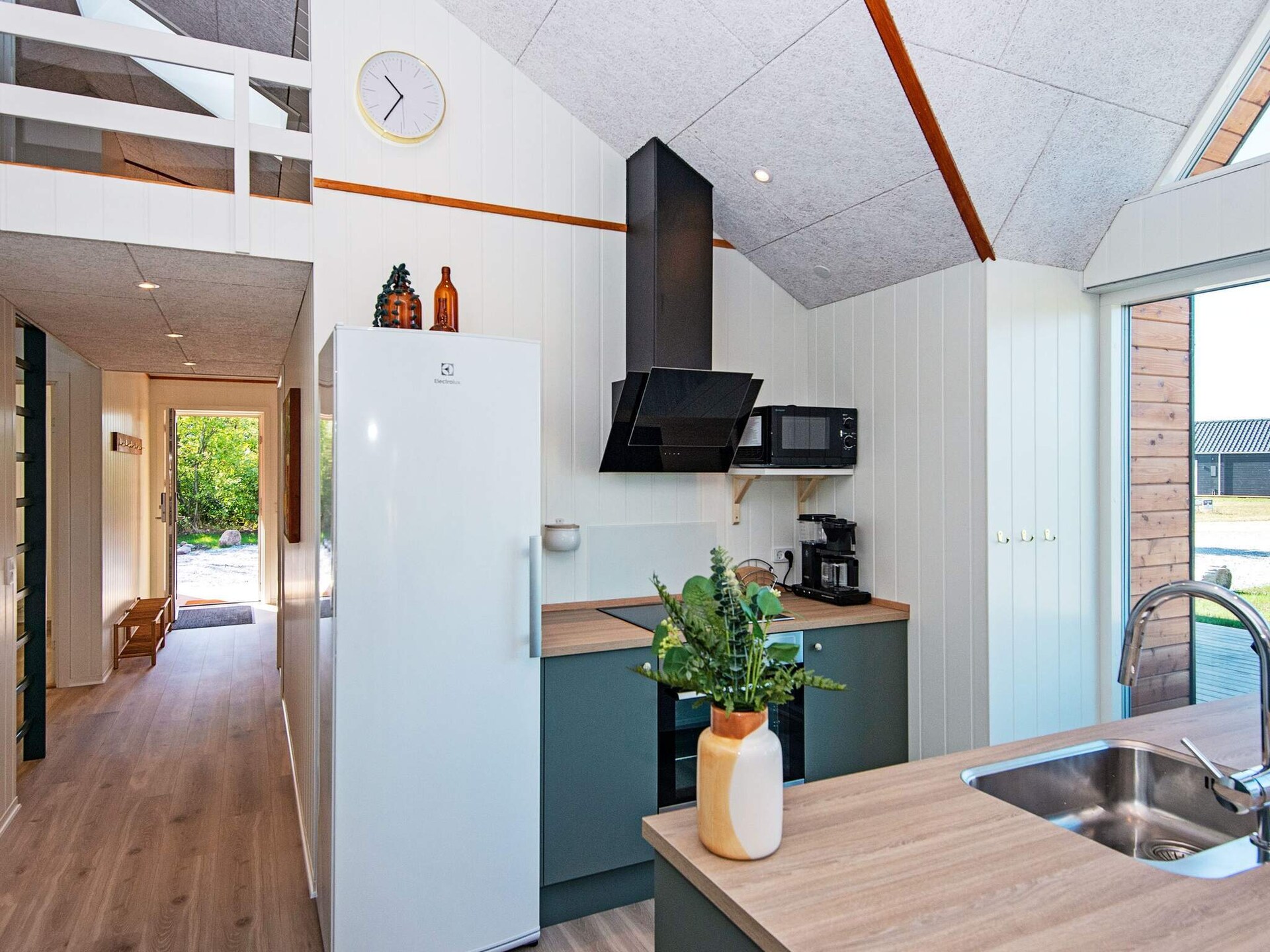 Op 300 m van het meer: Modern vakantiehuis in Ansager voor 12 personen - foto 15
