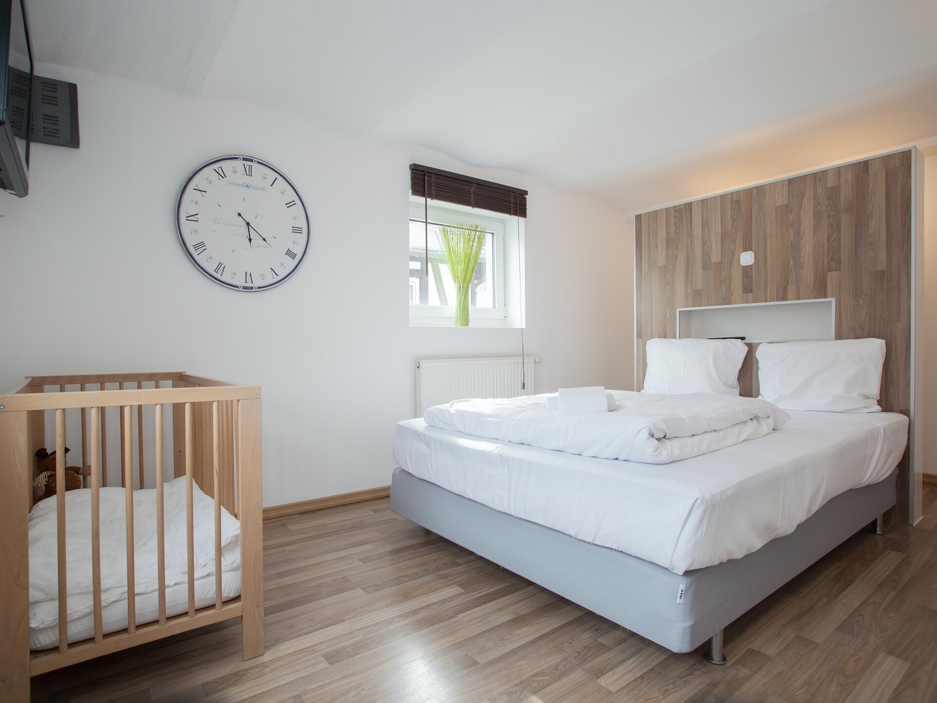 Rustiek appartement aan de golfbaan, op 280m van de piste - foto 7