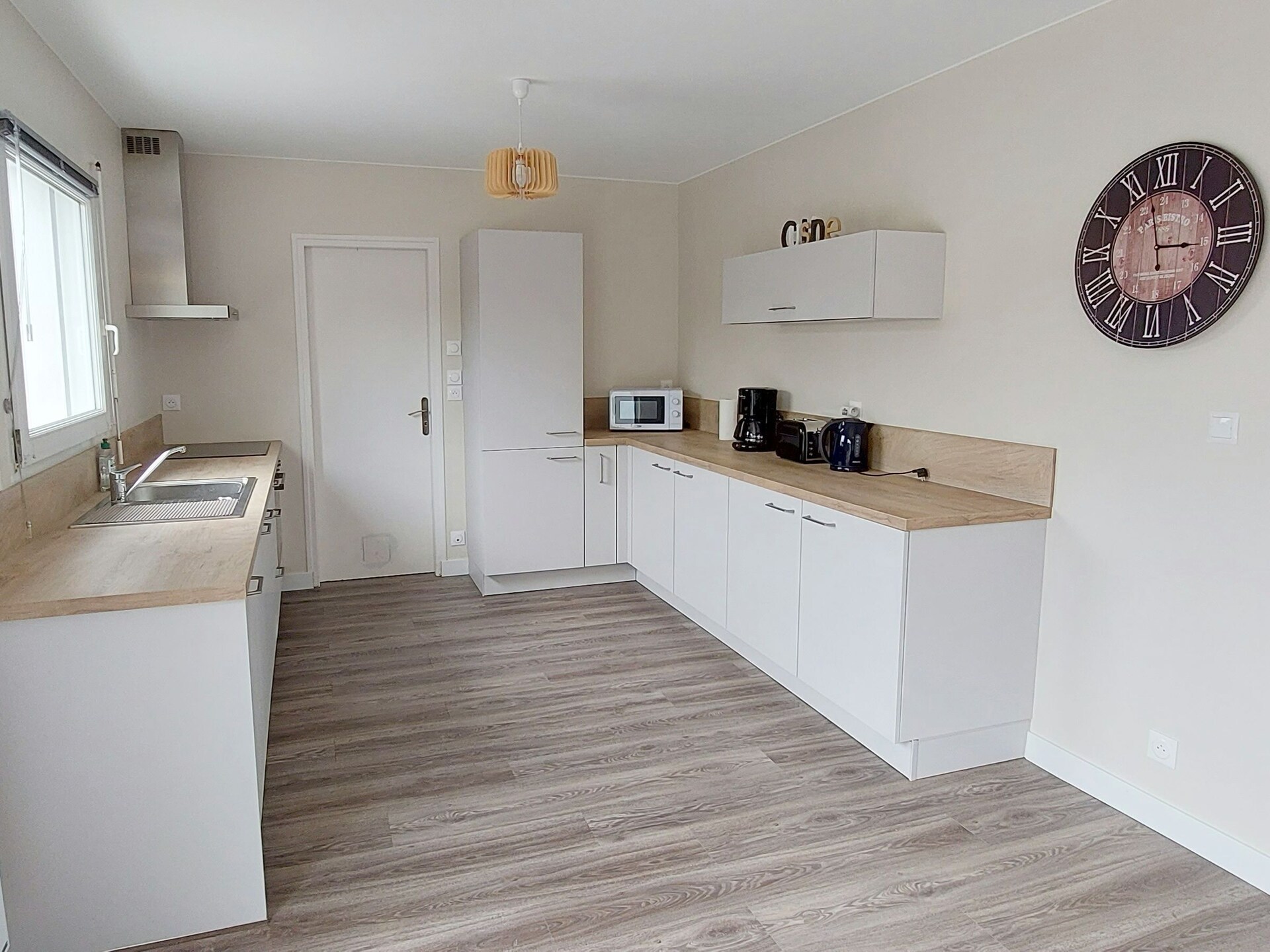 Op 950 m van zee: Modern vakantiehuis met jacuzzi in Plouarzel - foto 6