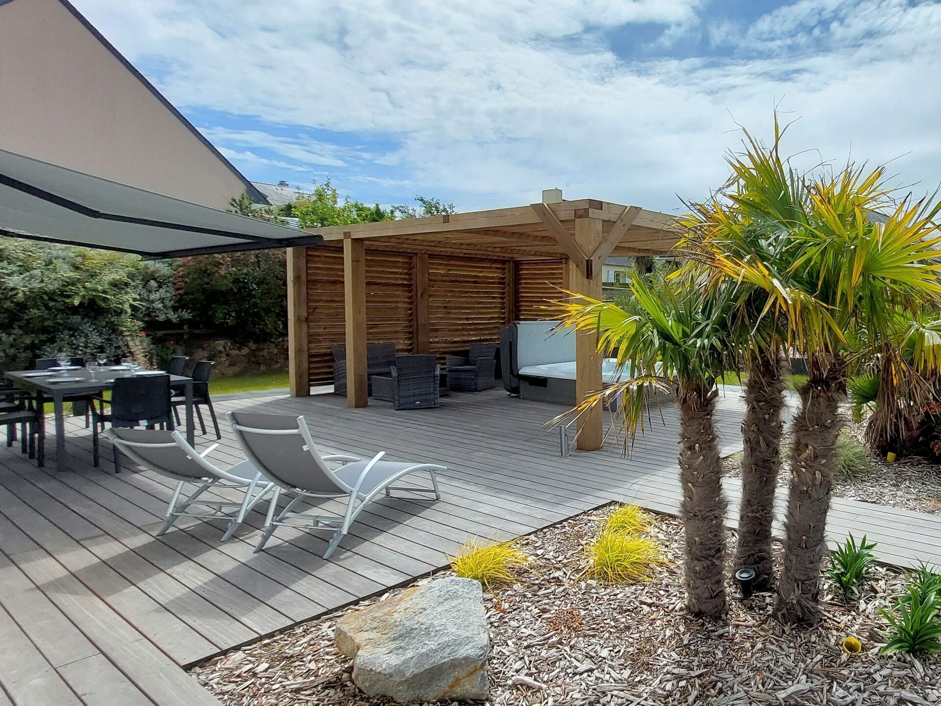 Op 950 m van zee: Modern vakantiehuis met jacuzzi in Plouarzel - foto 16