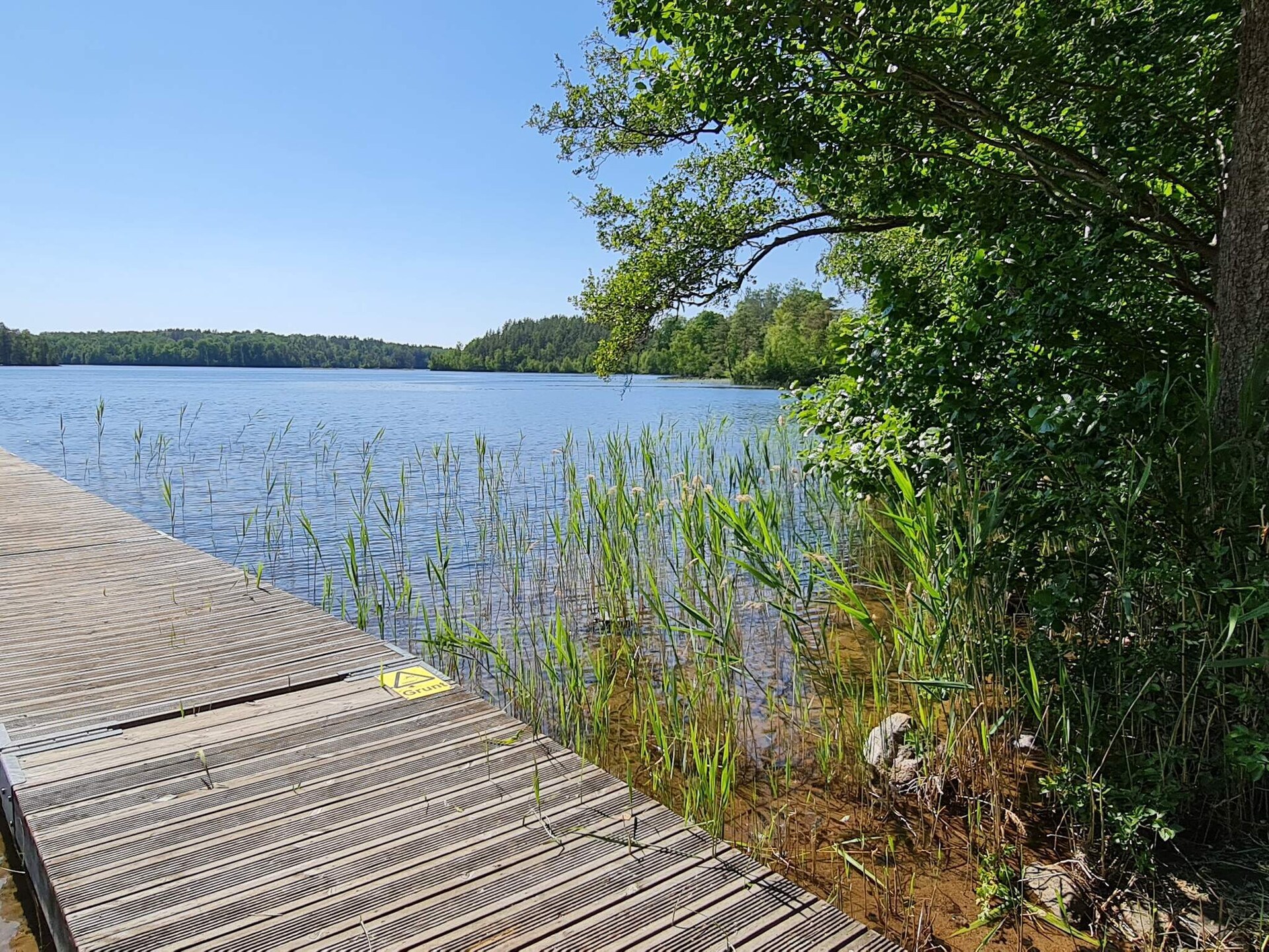 Knus vakantiehuisje bij meer op golfbaan in Skirö, Småland - foto 24