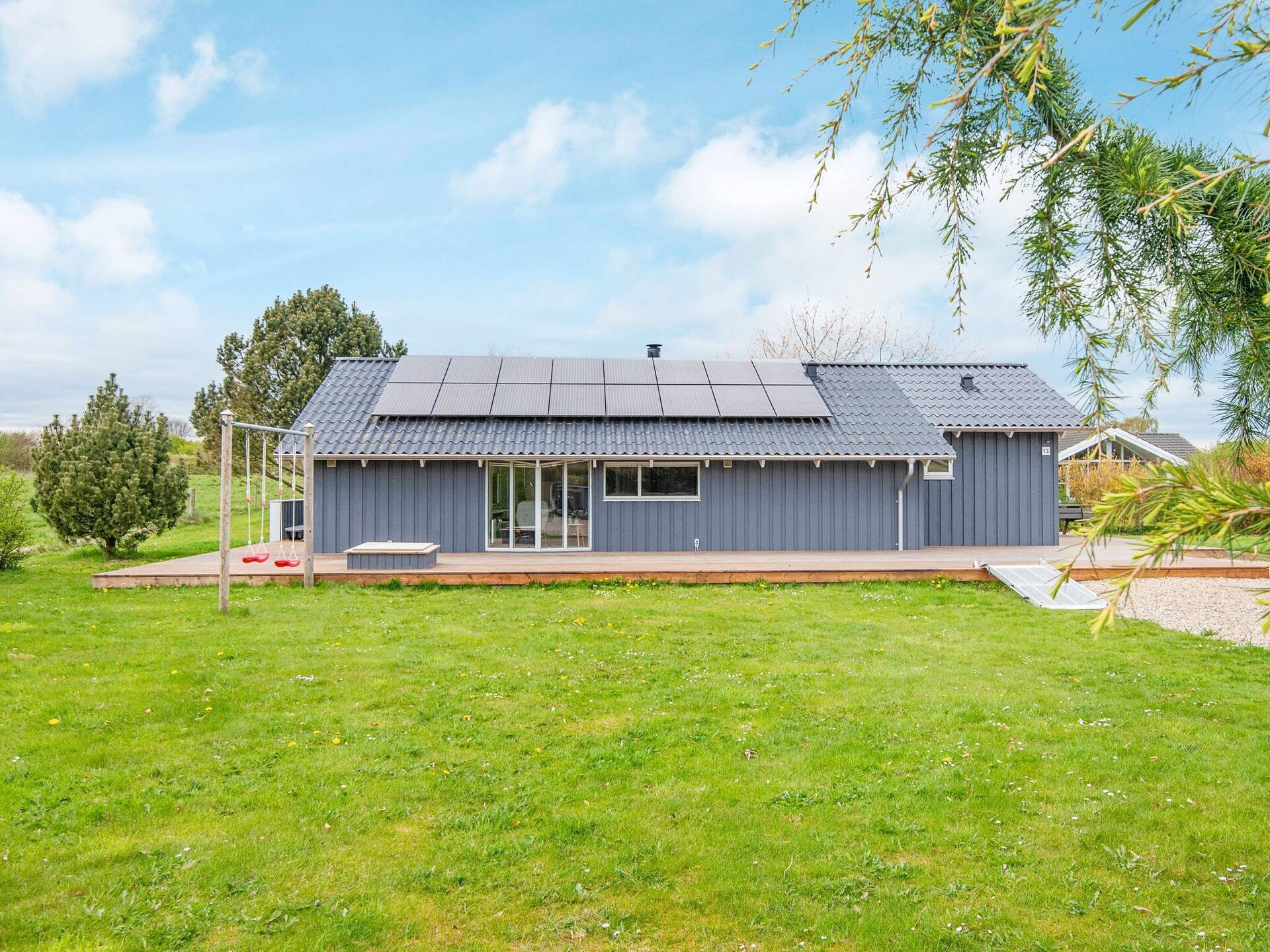 Vrijstaand vakantiehuis met sauna en whirlpool op 300 meter van het fjord - foto 1