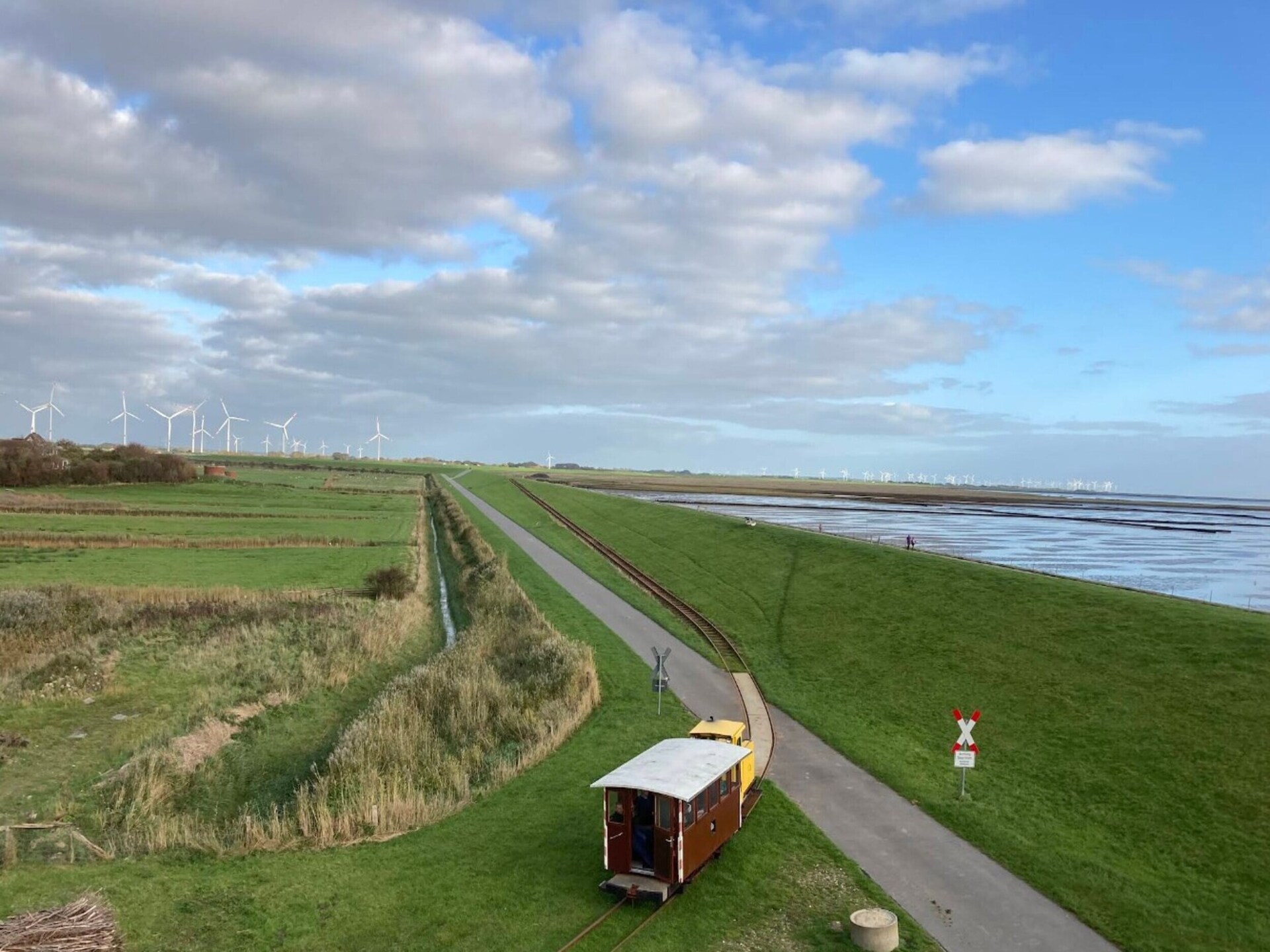 Luxe vrijstaand vakantiehuis op 30 meter van de Noordzee in Dagebüll - foto 36