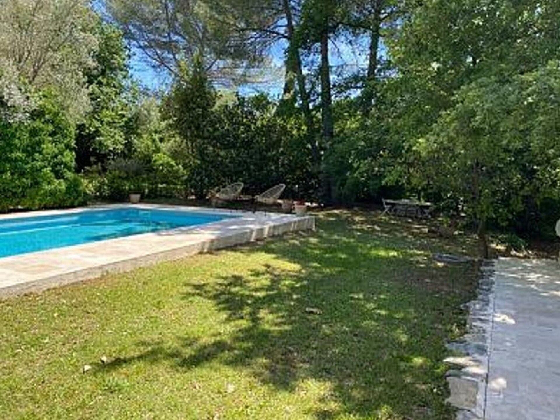 Sfeervol gelijkvloers huis met privézwembad en omheinde tuin in Draguignan - foto 12