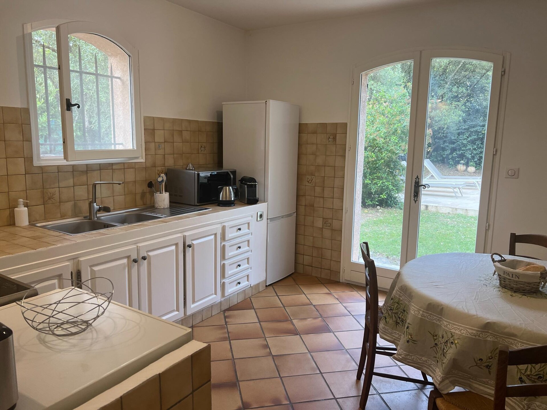 Sfeervol gelijkvloers huis met privézwembad en omheinde tuin in Draguignan - foto 3