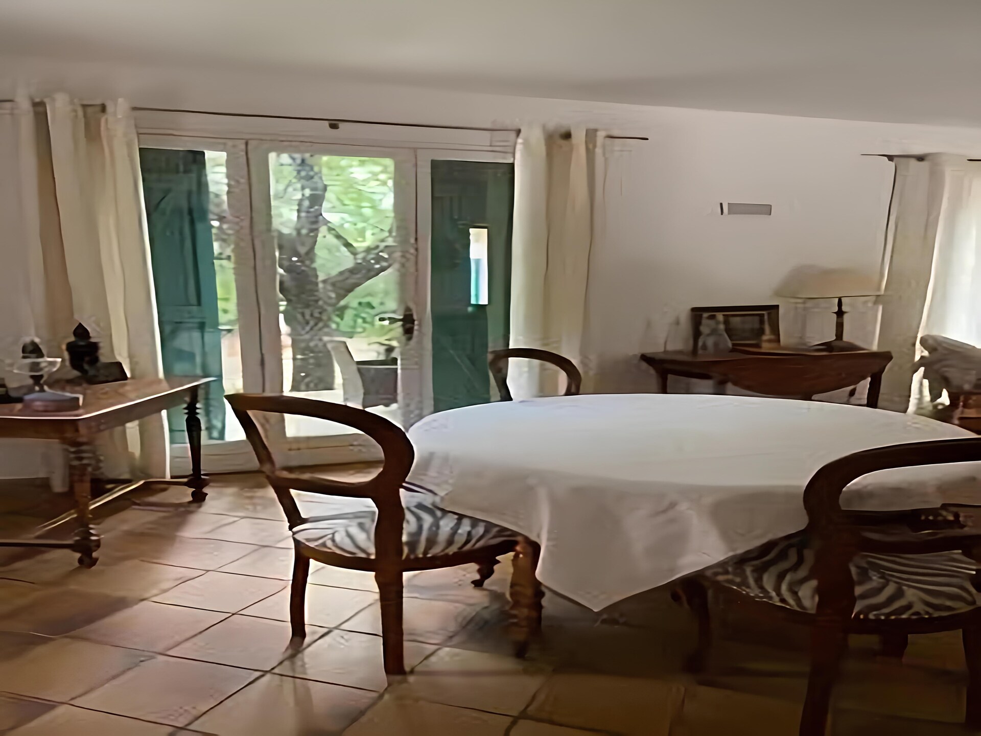 Sfeervol gelijkvloers huis met privézwembad en omheinde tuin in Draguignan - foto 15