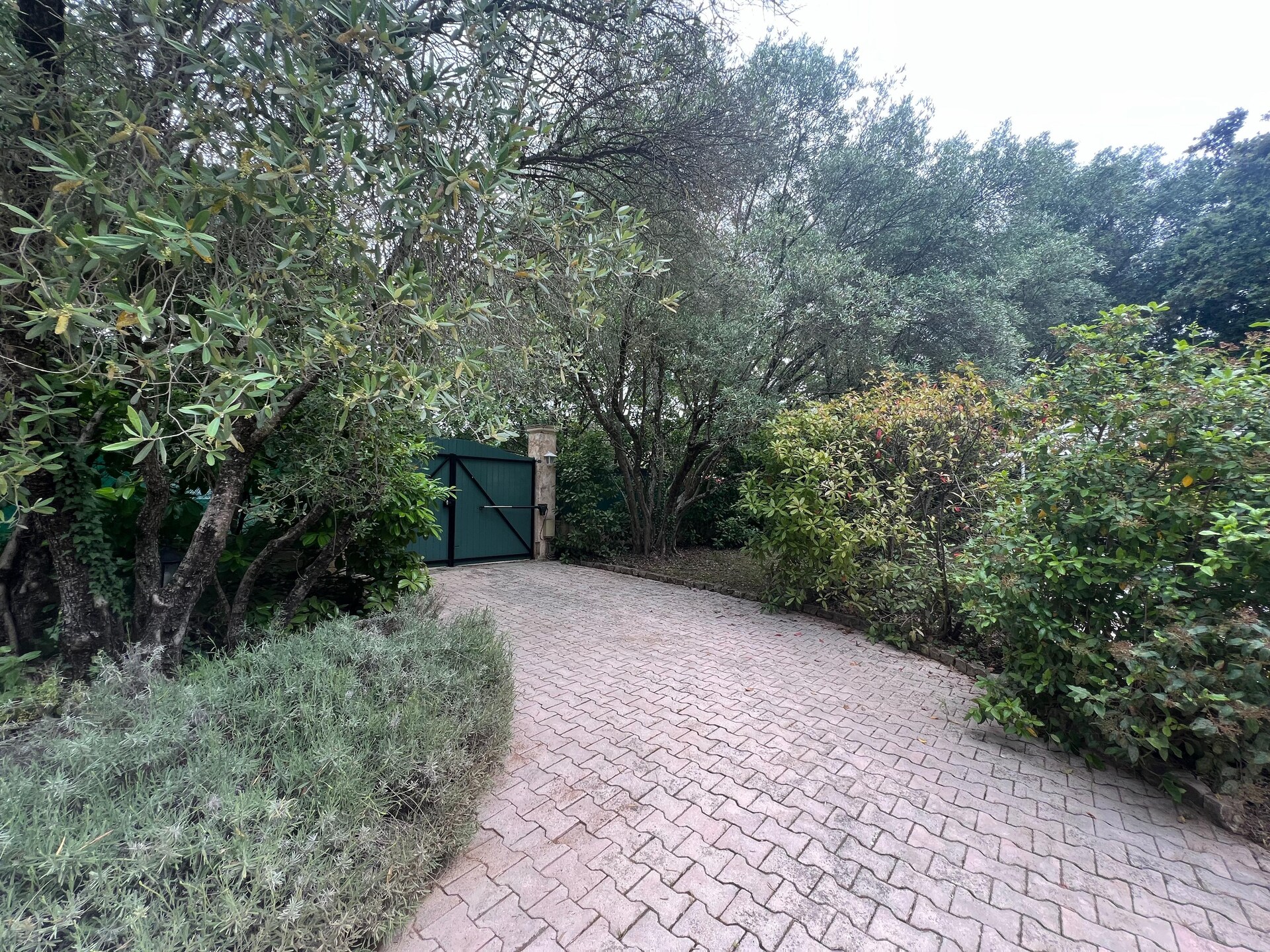 Sfeervol gelijkvloers huis met privézwembad en omheinde tuin in Draguignan - foto 11