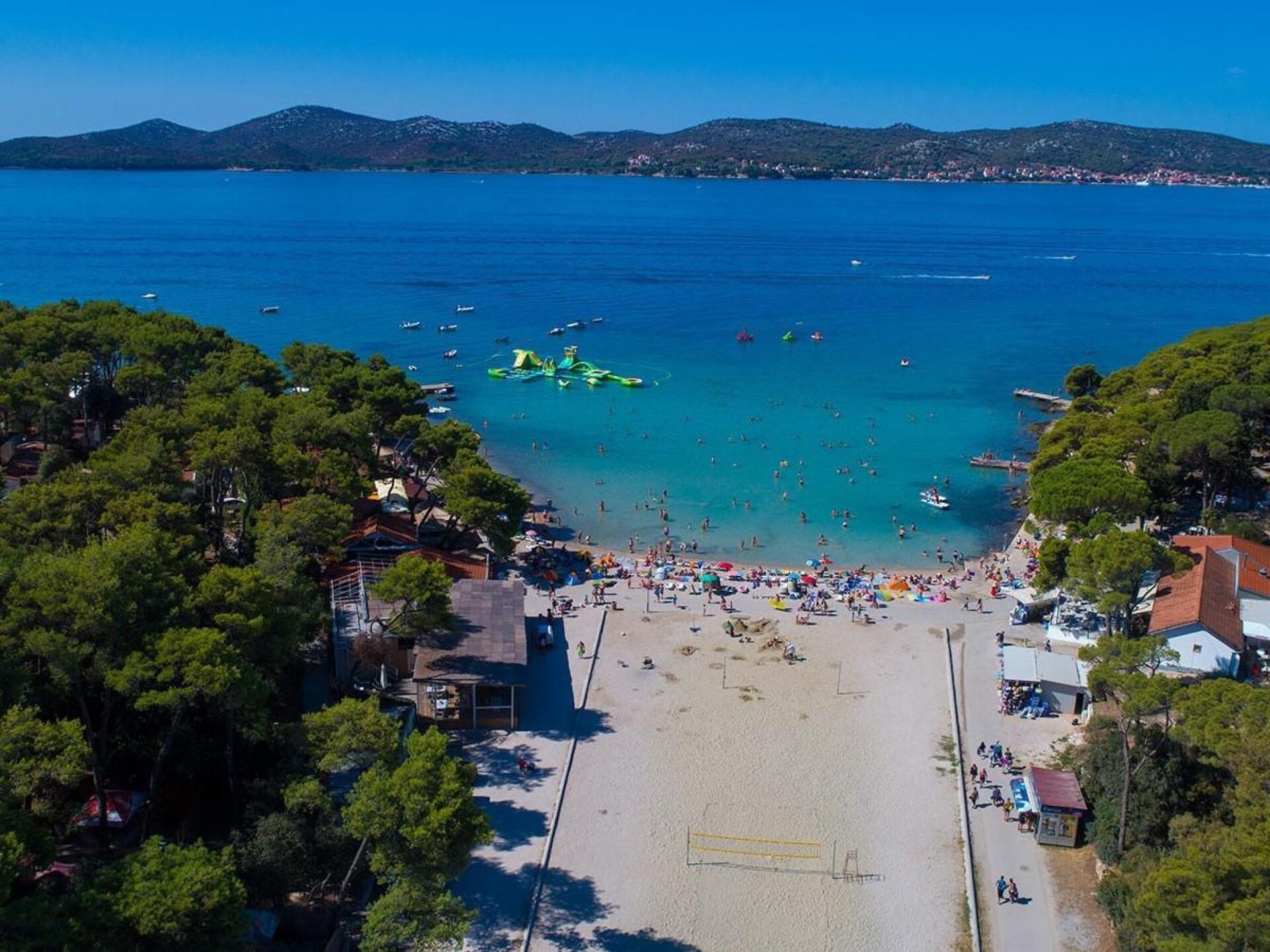 Ruim appartement voor 8 personen met zwembad nabij Biograd - foto 30