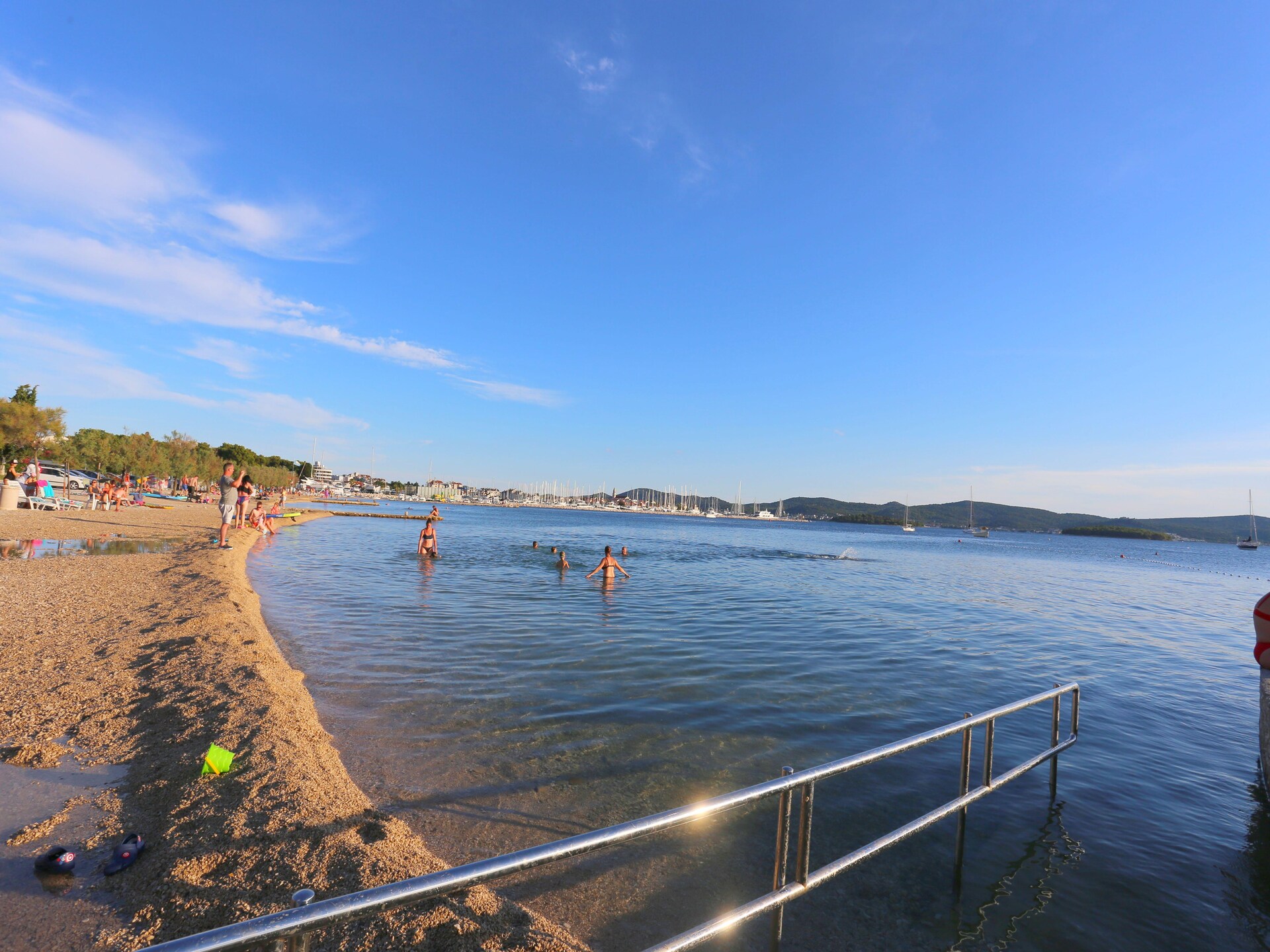 Ruim appartement voor 8 personen met zwembad nabij Biograd - foto 26