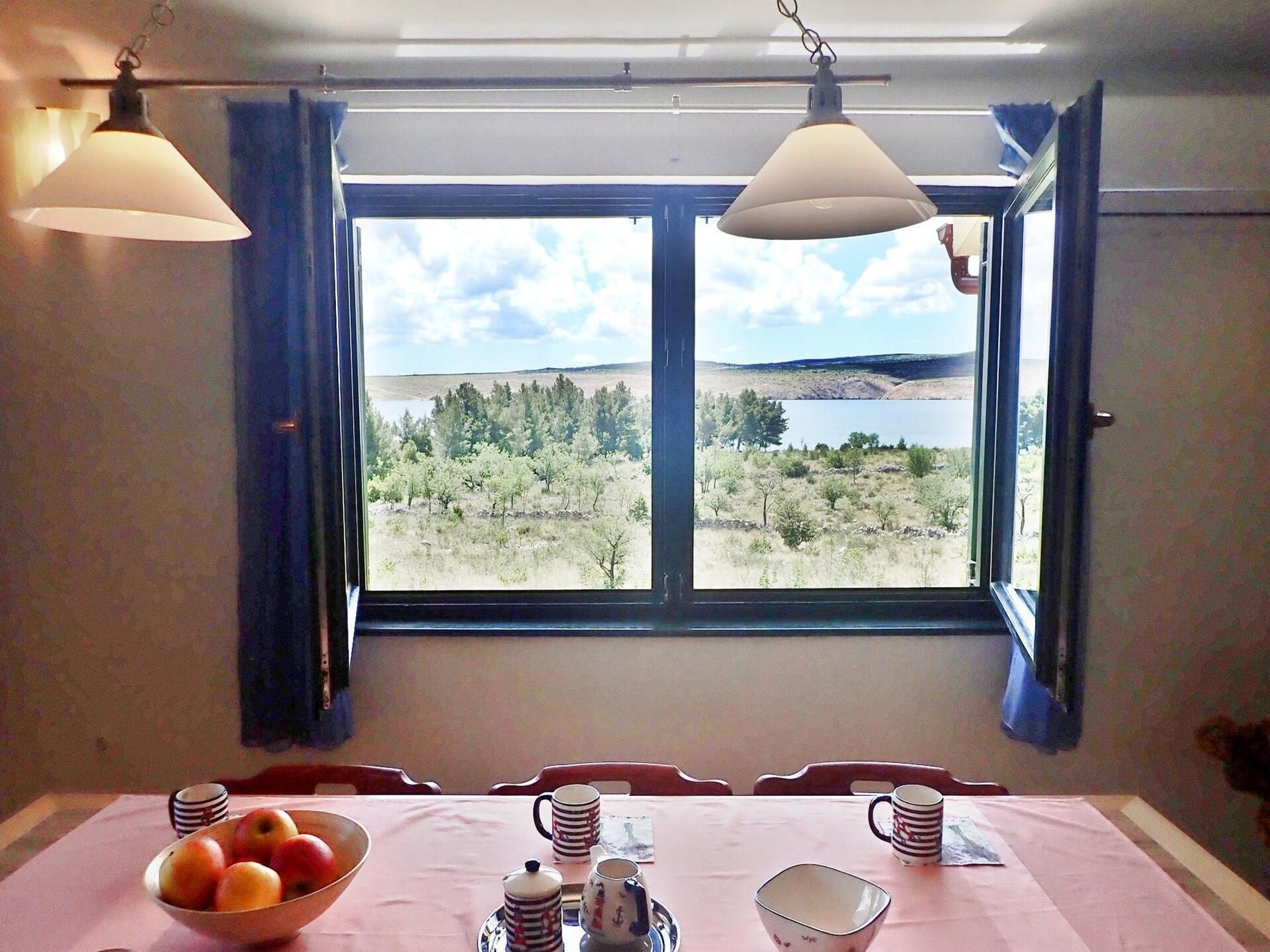 Comfortabel appartement aan zee met uitzicht op het Velebitkanaal in Seline - foto 10