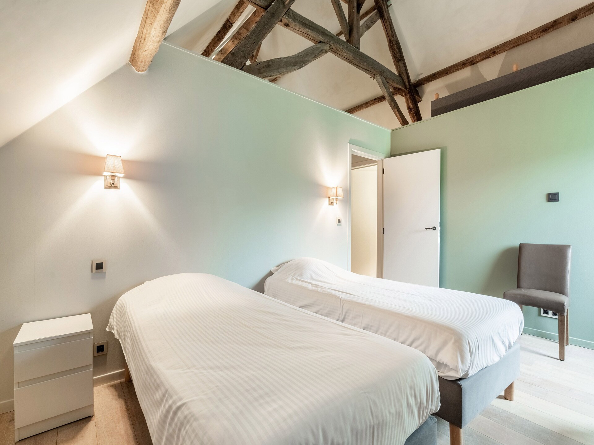 8-persoons vakantiehuis met zwembad en sauna in Beernem - foto 24