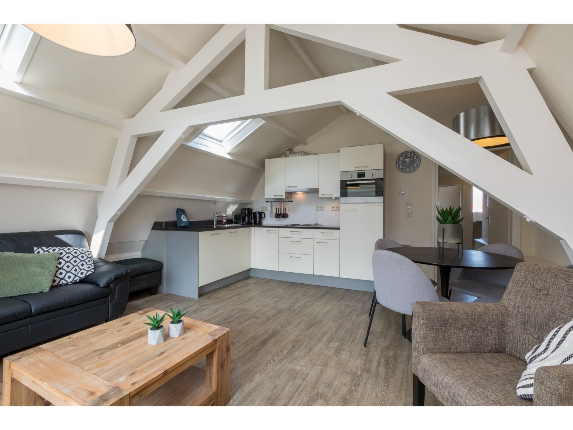 Gezellig appartement in hartje Westkapelle, 150m van zee - foto 10