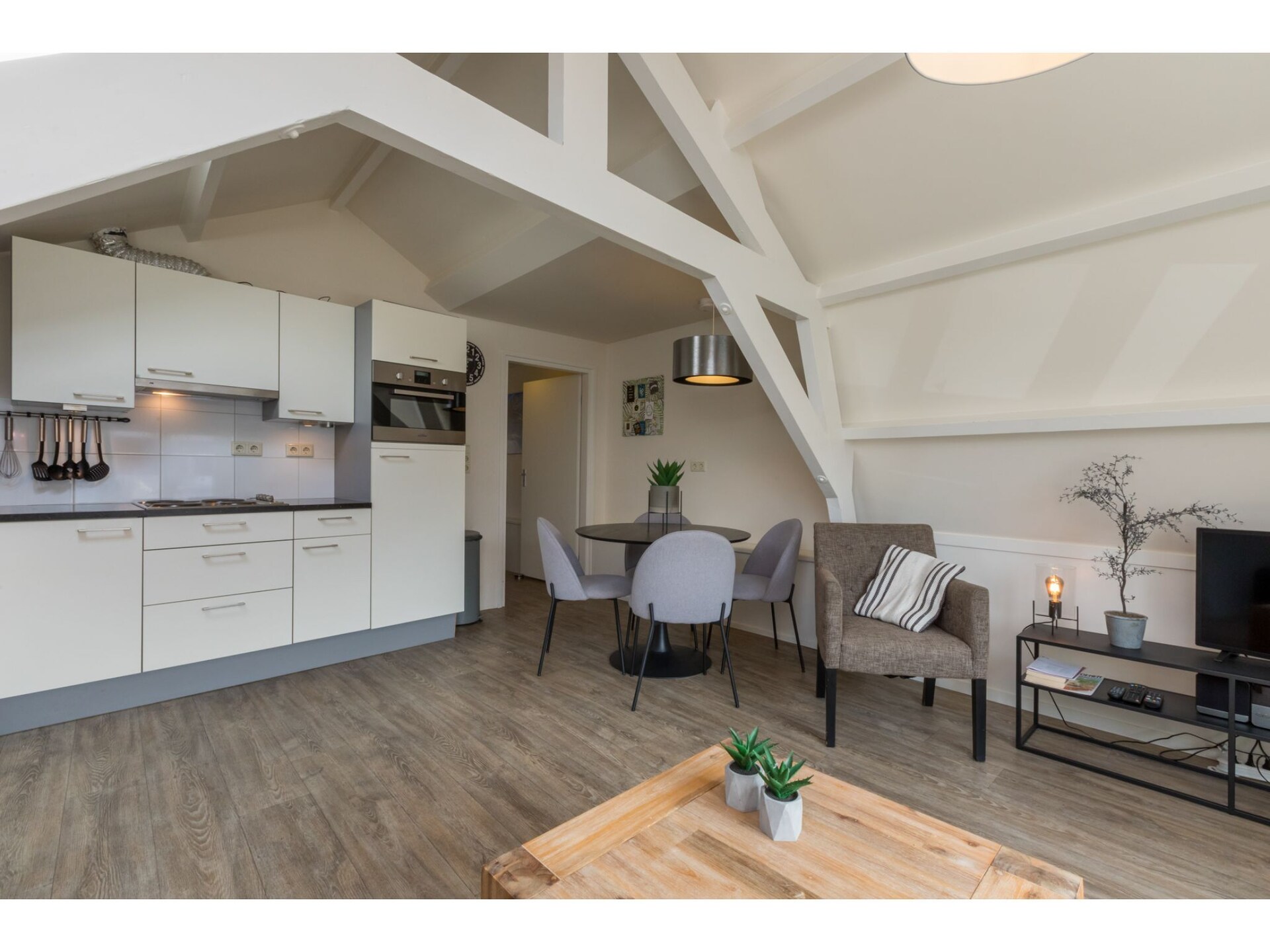 Gezellig appartement in hartje Westkapelle, 150m van zee - foto 4