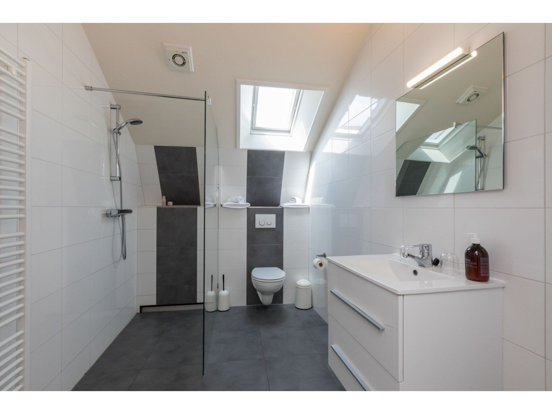 Gezellig appartement in hartje Westkapelle, 150m van zee - foto 15
