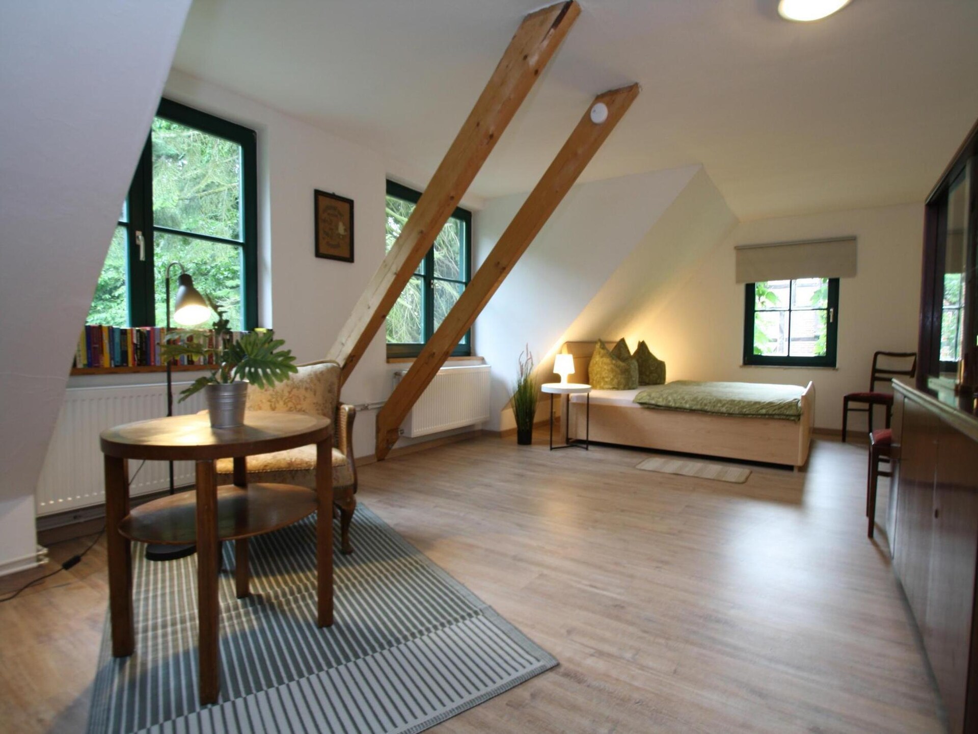 Gerenoveerd vakantiehuis op 150m van de Krakower Obersee met grote tuin - foto 6