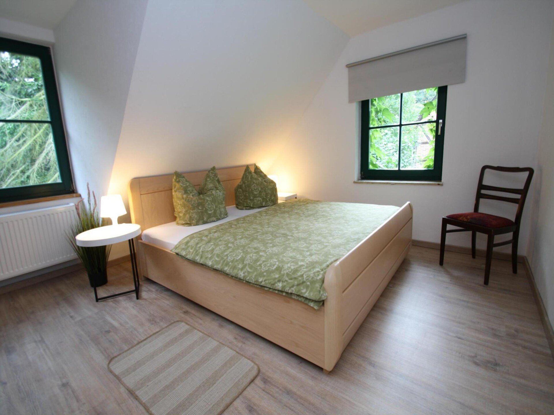 Gerenoveerd vakantiehuis op 150m van de Krakower Obersee met grote tuin - foto 3