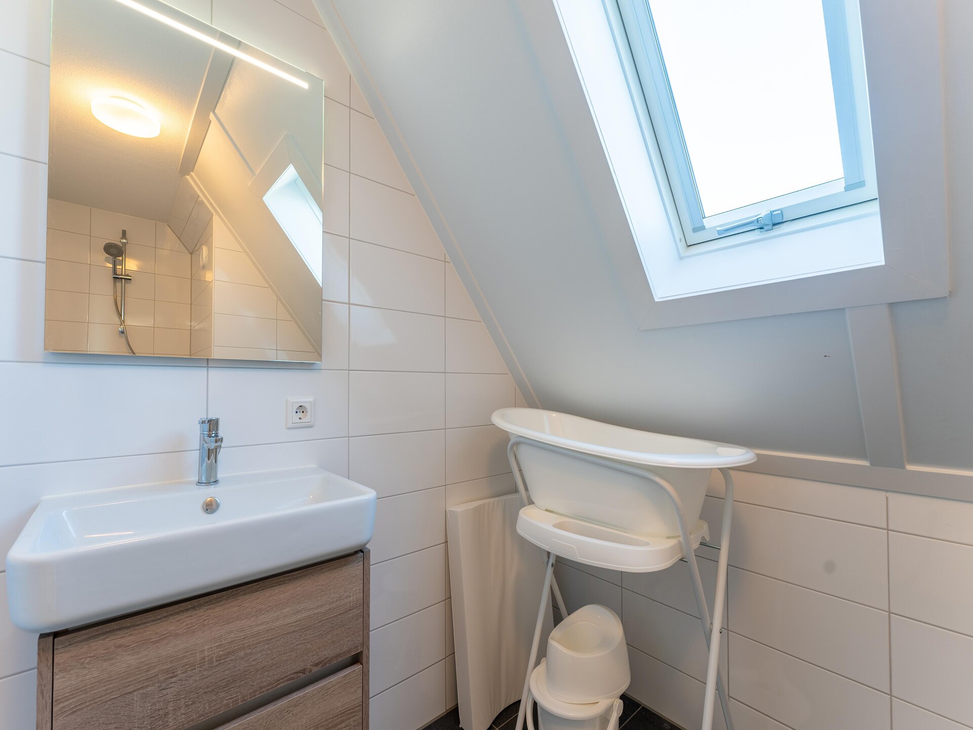 Stijlvol vakantiehuis De Smient: luxe, rust en hondvriendelijk strand op 450m - foto 27