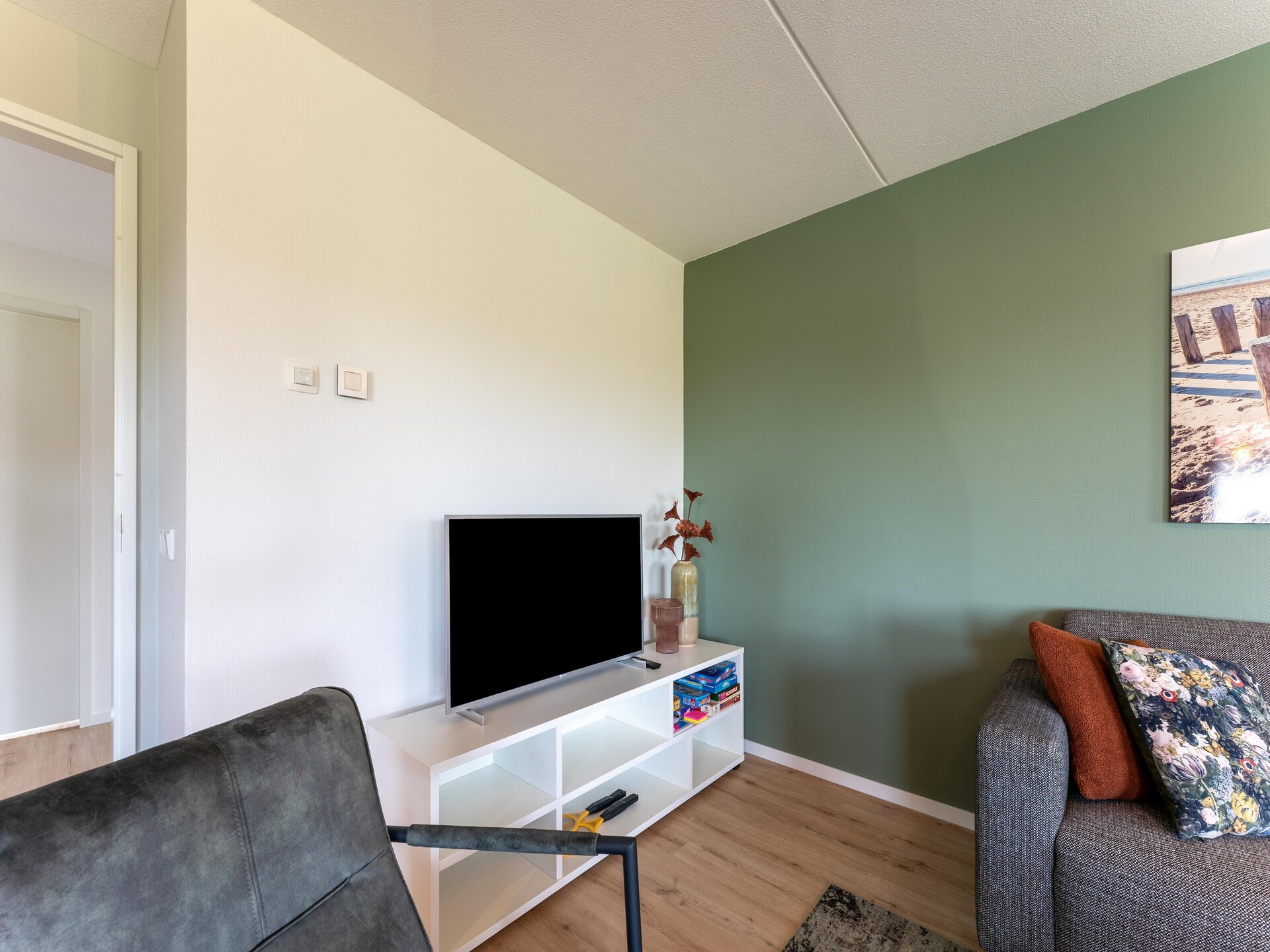 Luxe wellnessvakantiehuis De Reiger met bubbelbad, 300m van het strand - foto 14