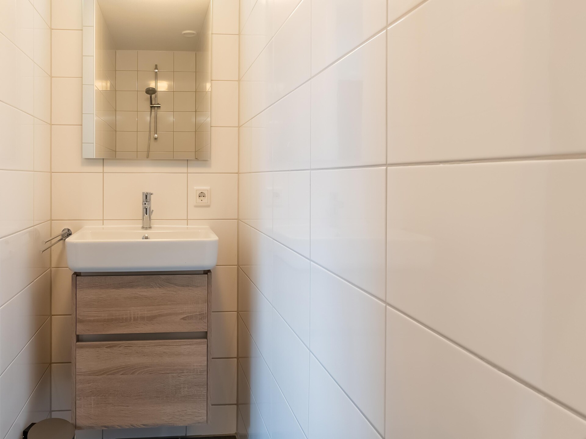 Luxe wellnessvakantiehuis De Reiger met bubbelbad, 300m van het strand - foto 17