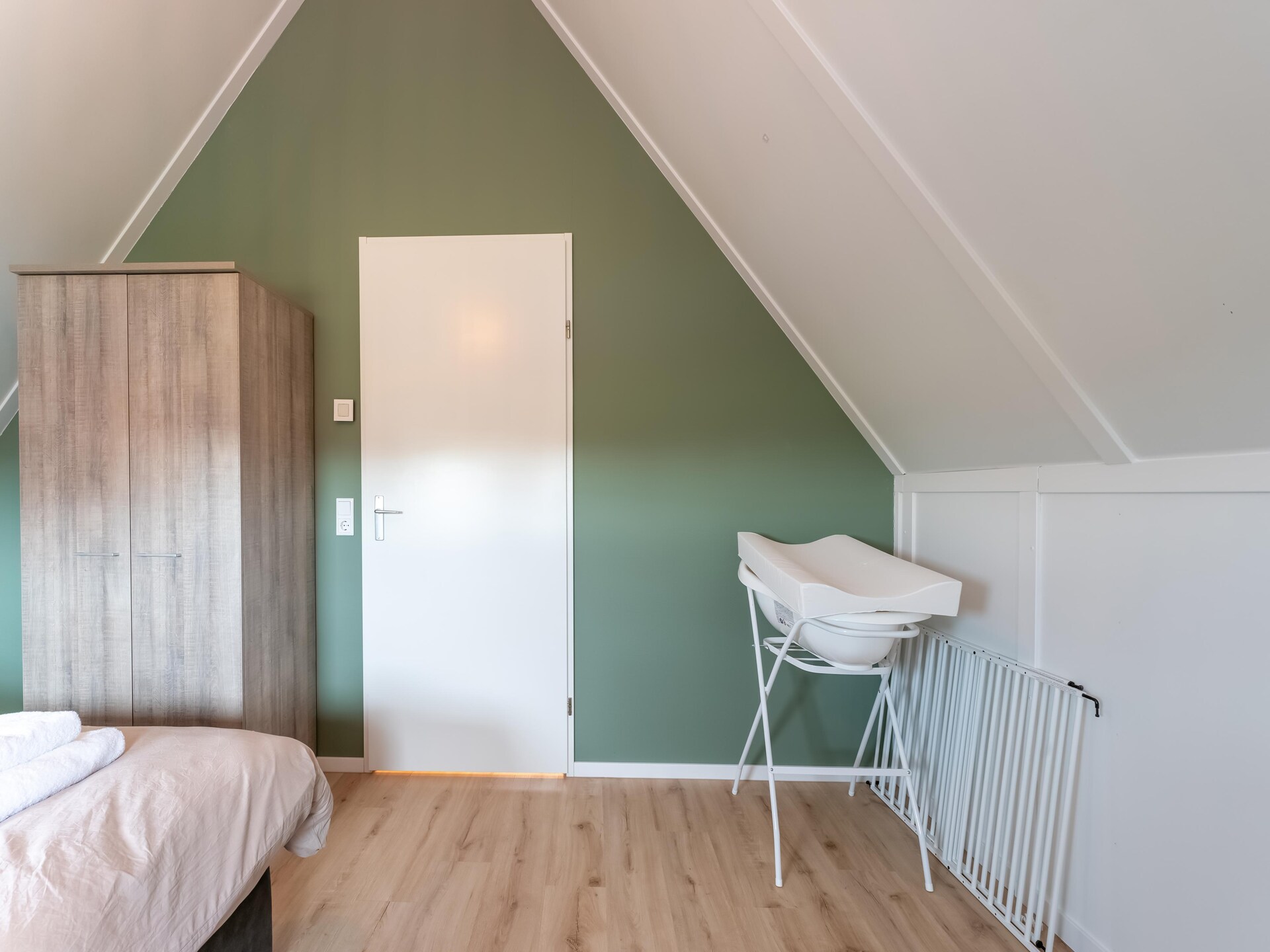 Luxe wellnessvakantiehuis De Reiger met bubbelbad, 300m van het strand - foto 23