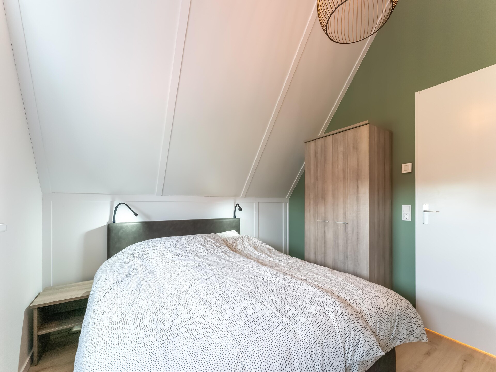 Luxe wellnessvakantiehuis De Reiger met bubbelbad, 300m van het strand - foto 24
