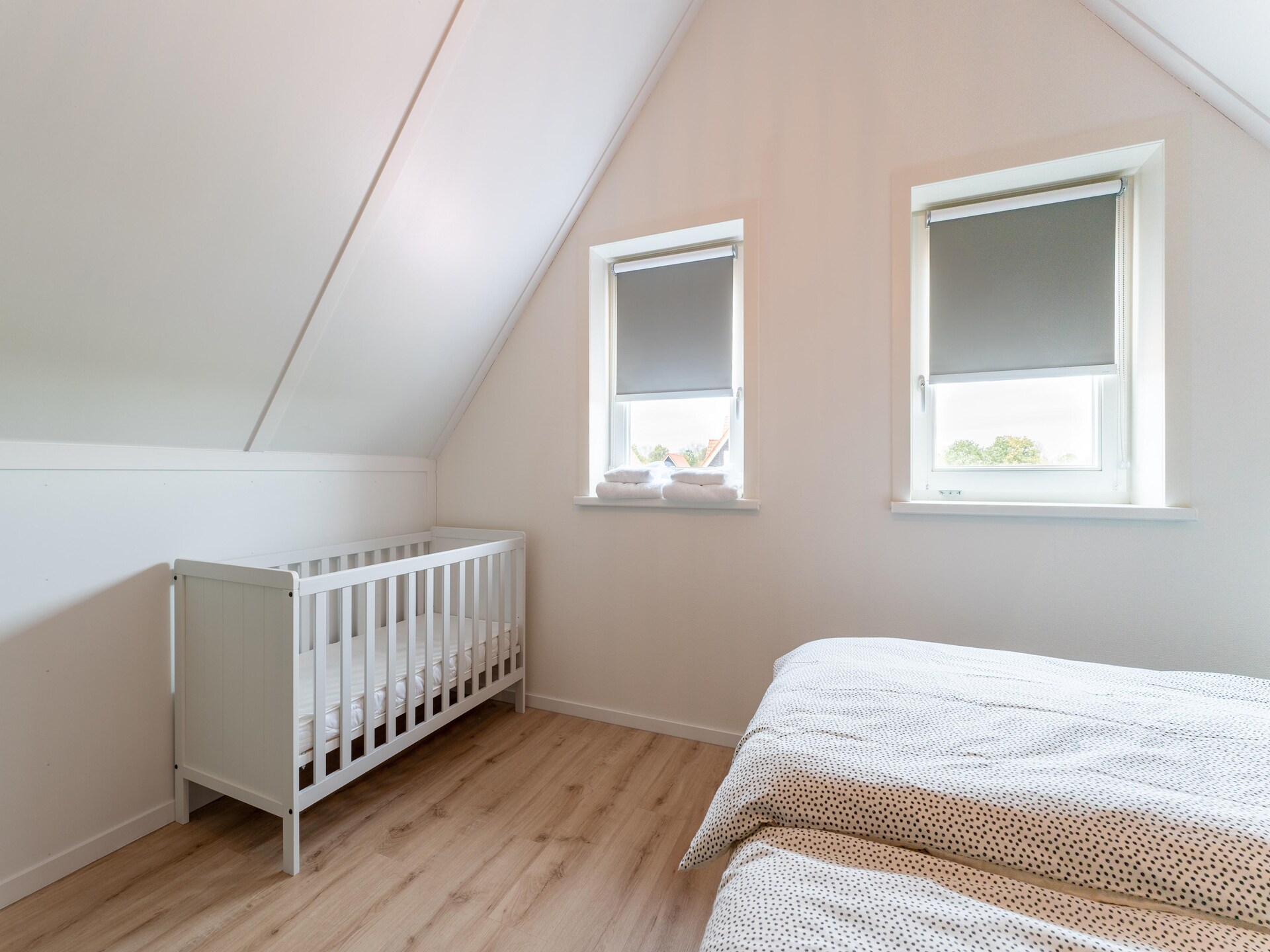 Luxe wellnessvakantiehuis De Reiger met bubbelbad, 300m van het strand - foto 27