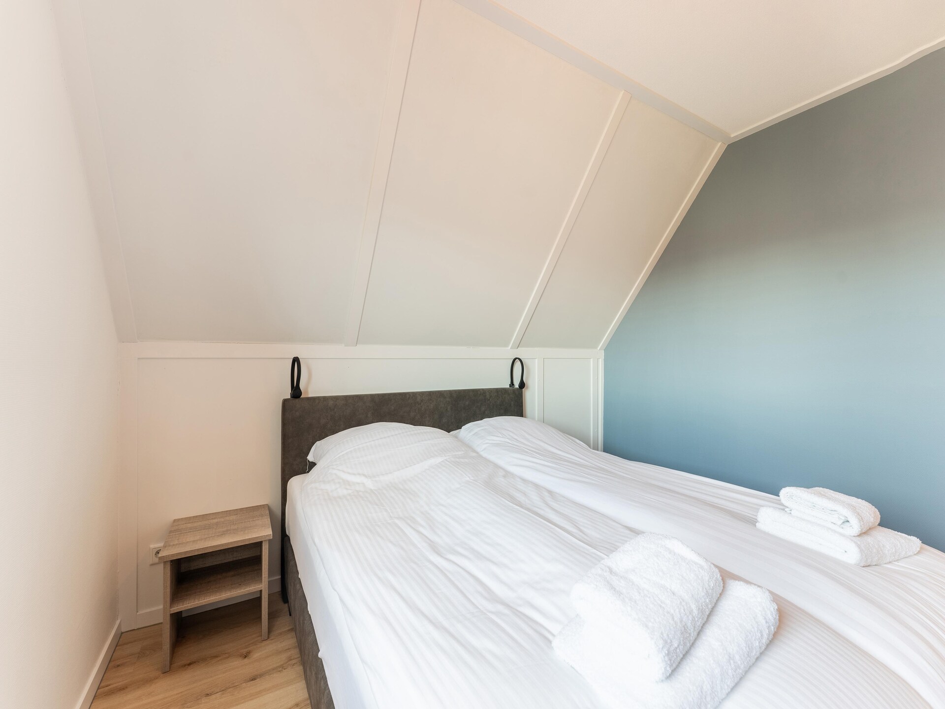 De Pelikaan: luxe vakantiehuis met sauna en bubbelbad aan de Zeeuwse kust - foto 21
