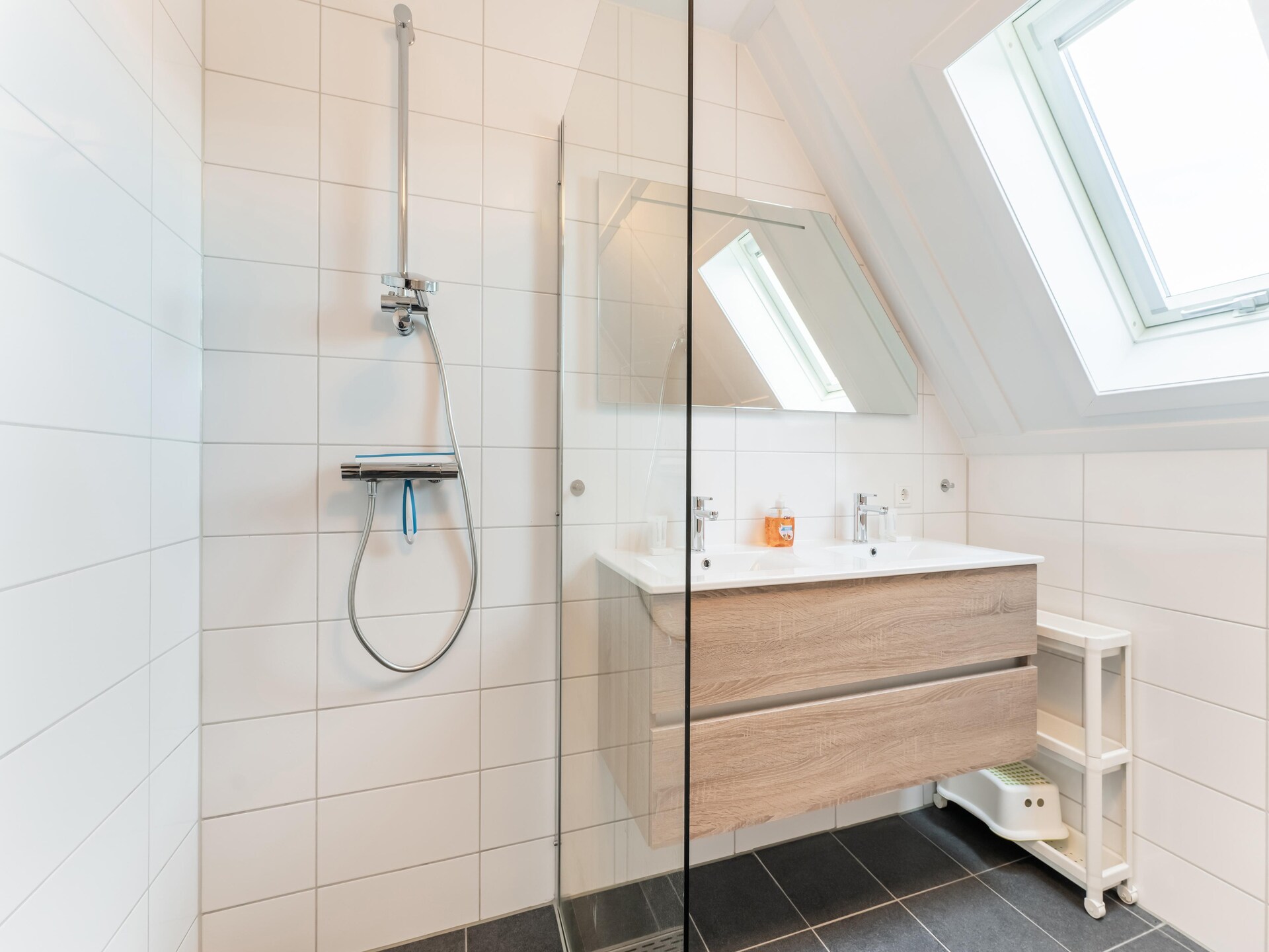 De Pelikaan: luxe vakantiehuis met sauna en bubbelbad aan de Zeeuwse kust - foto 32