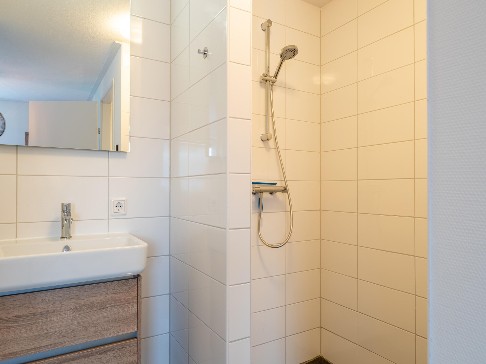 De Pelikaan: luxe vakantiehuis met sauna en bubbelbad aan de Zeeuwse kust - foto 28
