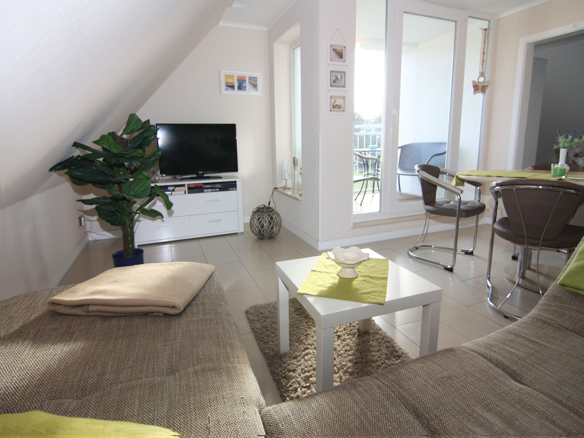 Stijlvol 6-persoons appartement op 700 meter van strand in Zinnowitz - foto 8