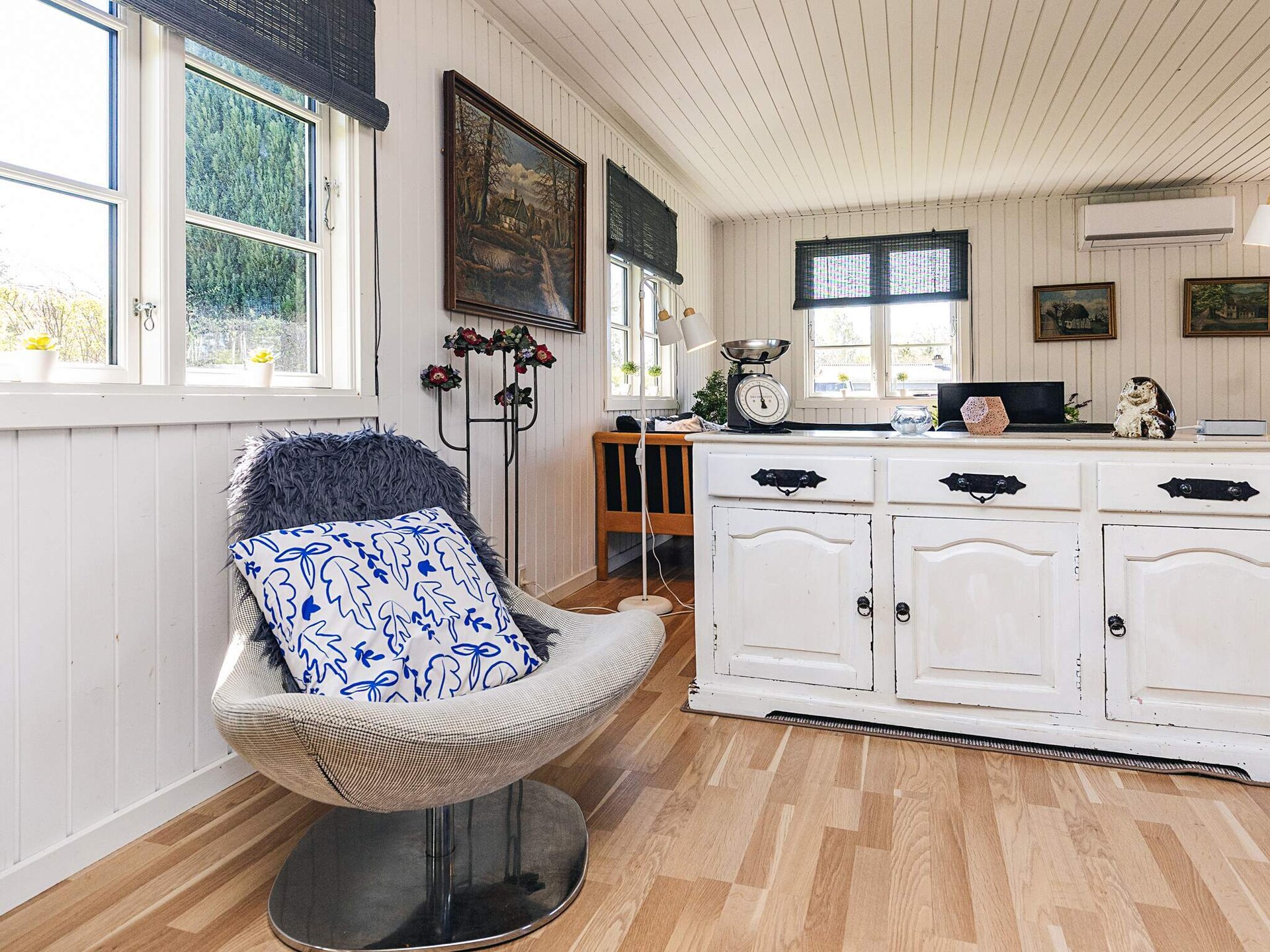 Stijlvol gerenoveerd vakantiehuis op 900 meter van het strand in Kirke Hyllinge - foto 42