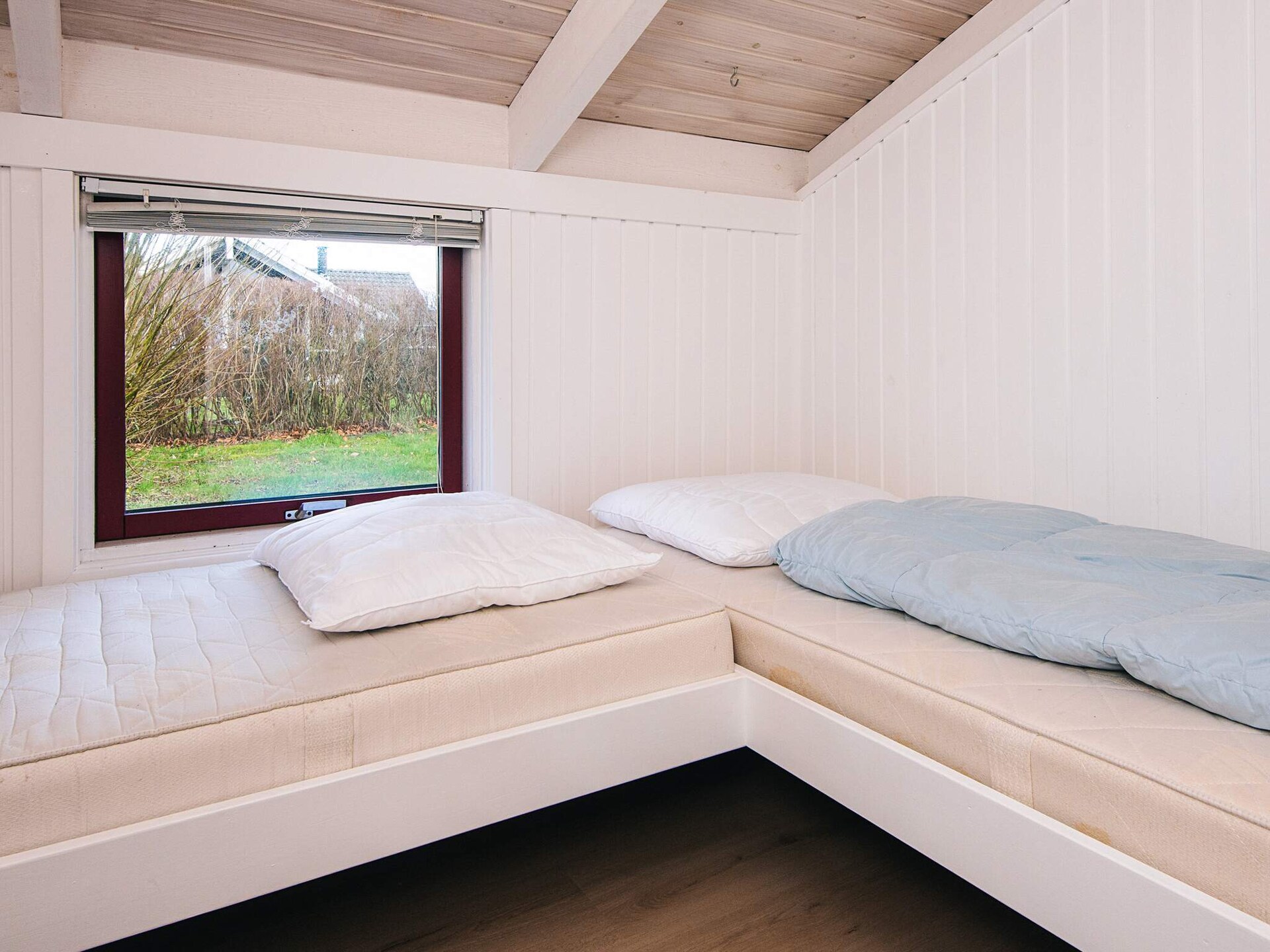 Ruim vakantiehuis met sauna & whirlpool op 250 meter van zee - foto 35