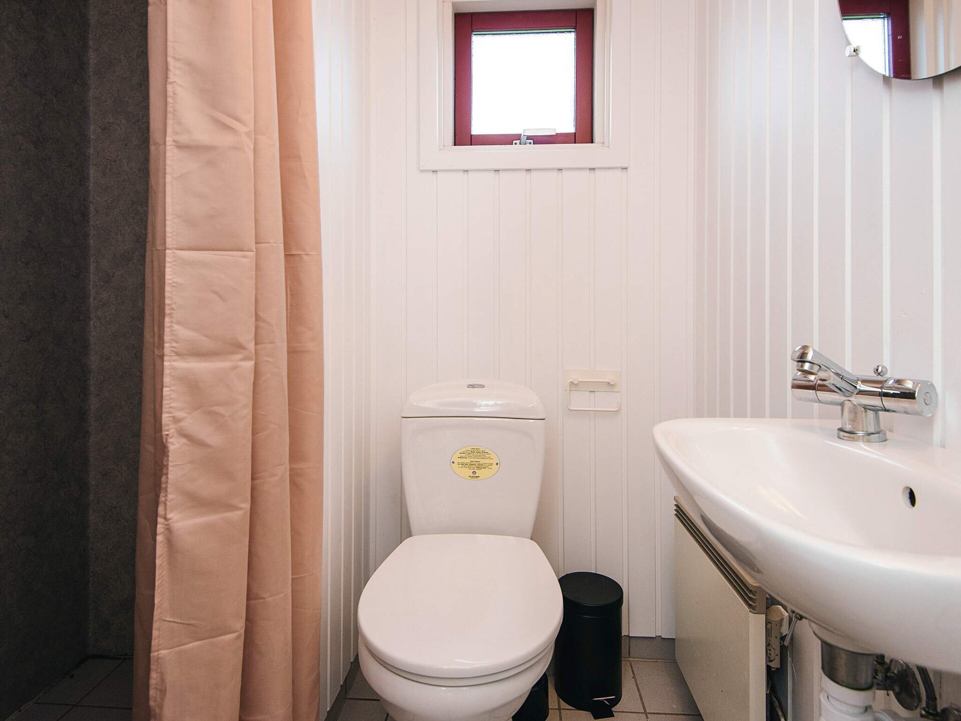 Ruim vakantiehuis met sauna & whirlpool op 250 meter van zee - foto 39